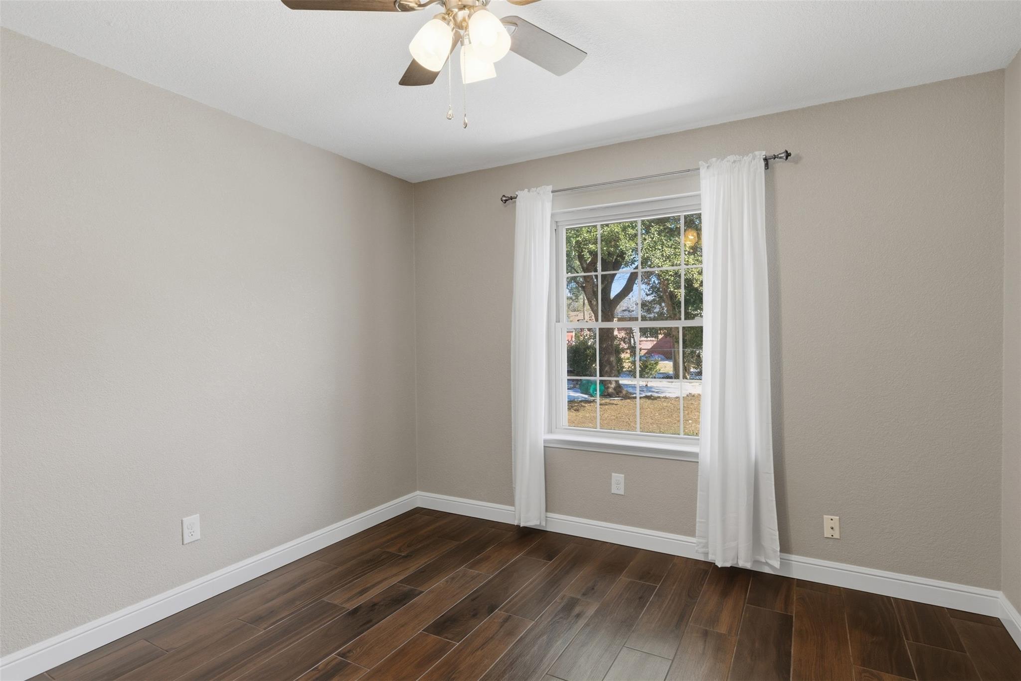 1600 E Messick Loop, Round Rock, TX 78681