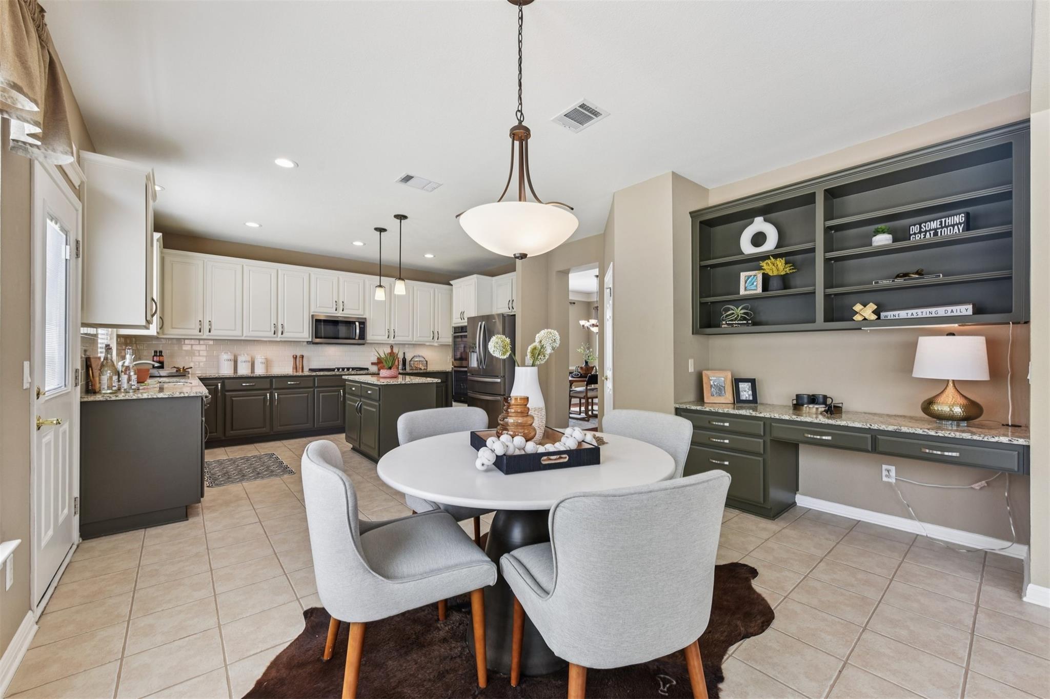 11213 Comiso Pala Path, Austin, TX 78726