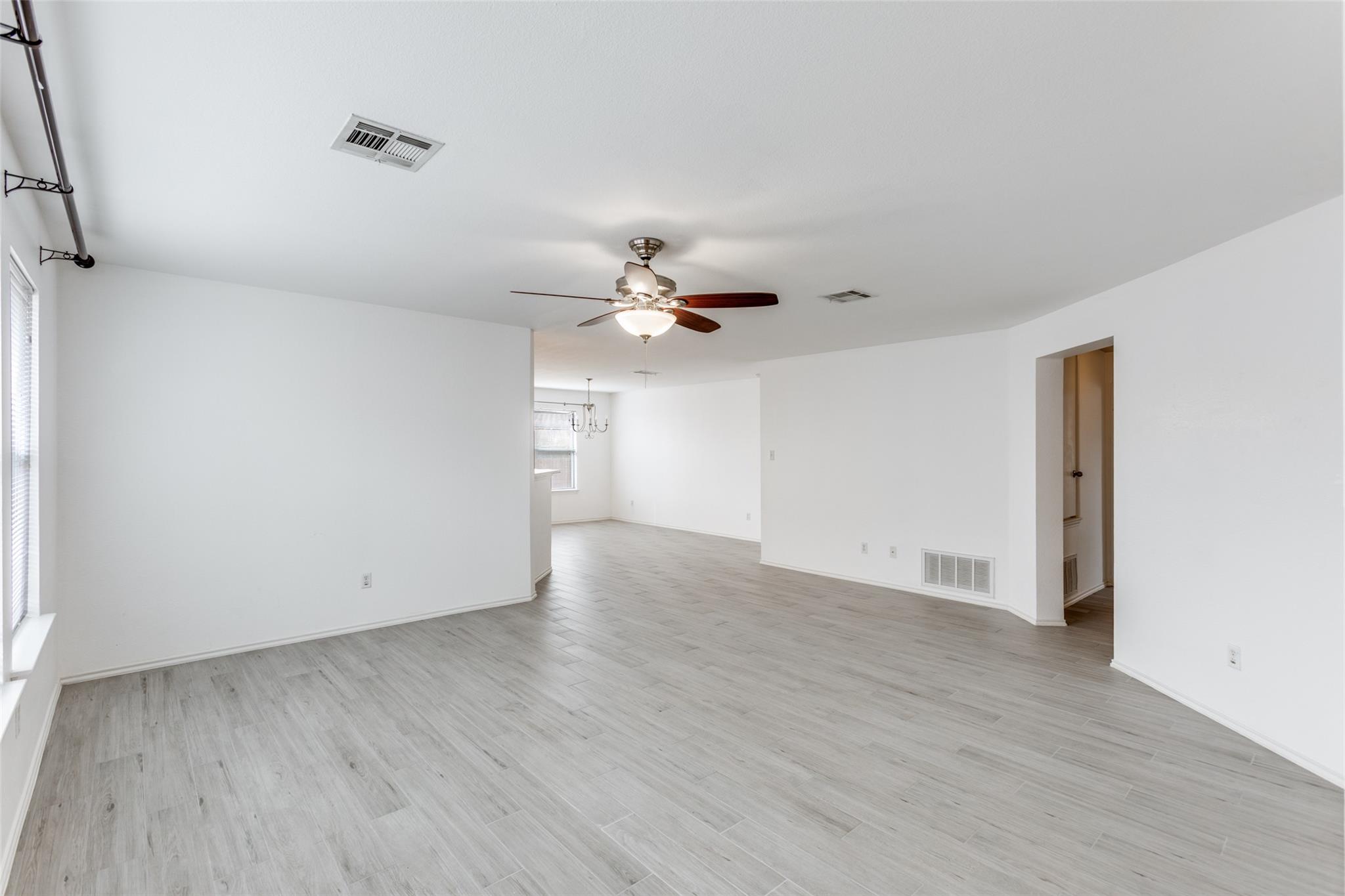 133 Sylvan St, Hutto, TX 78634