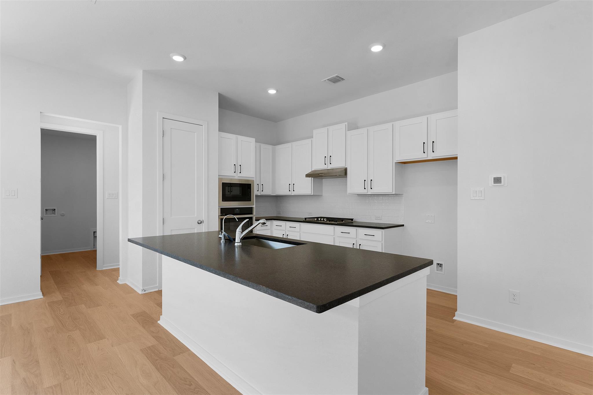 410 Raleigh Dr, Georgetown, TX 78633