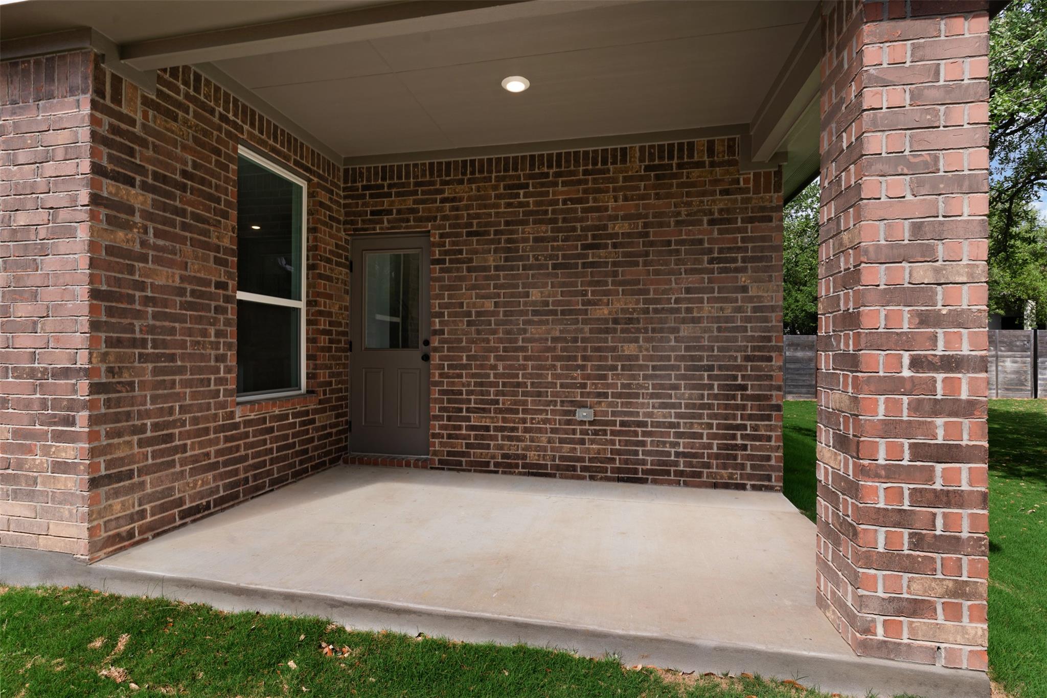 410 Raleigh Dr, Georgetown, TX 78633