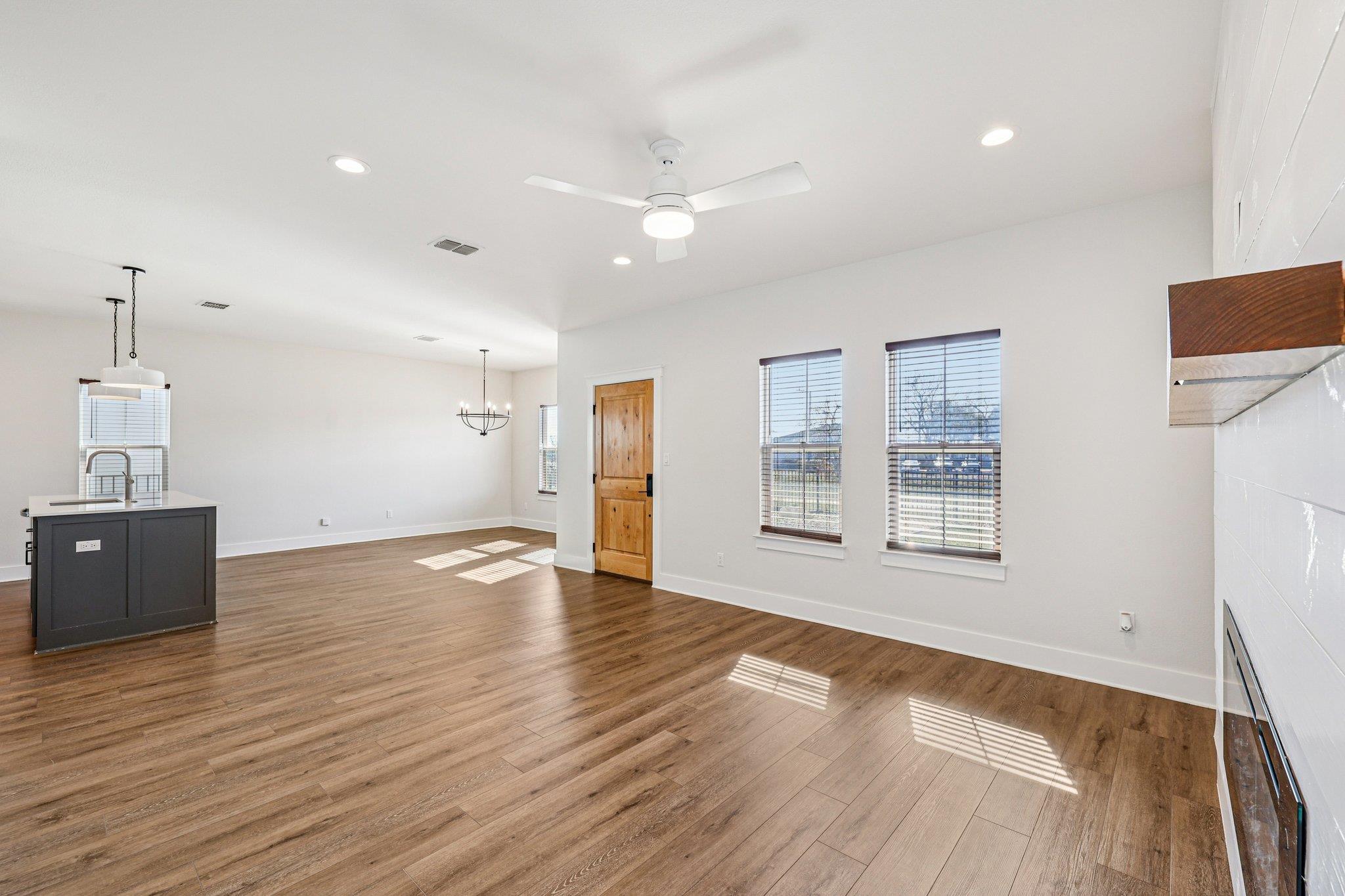 418 Stagecoach Trl. Trl, San Marcos, TX 78666