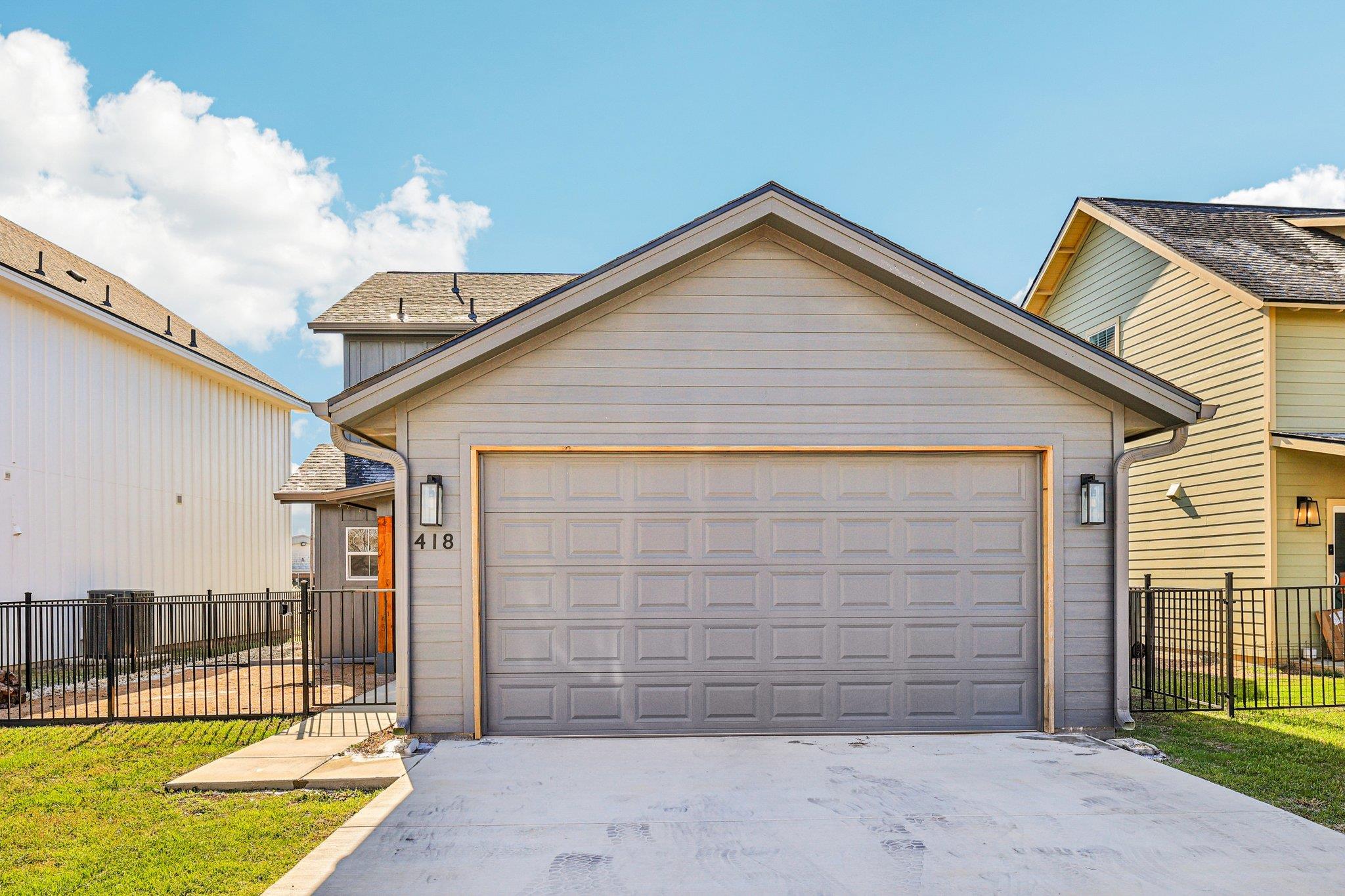 418 Stagecoach Trl. Trl, San Marcos, TX 78666