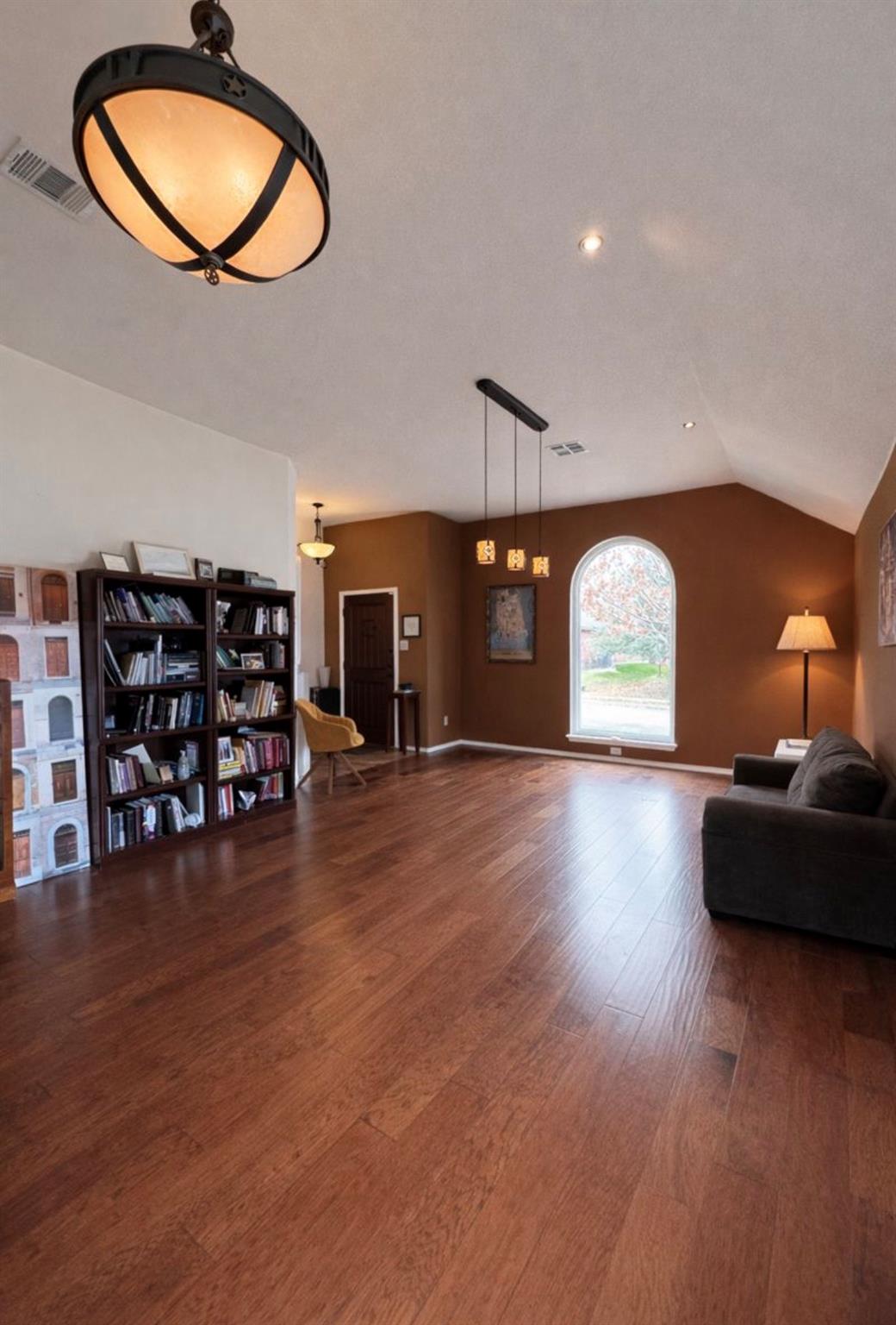 1052 Hot Spring Vly, Buda, TX 78610