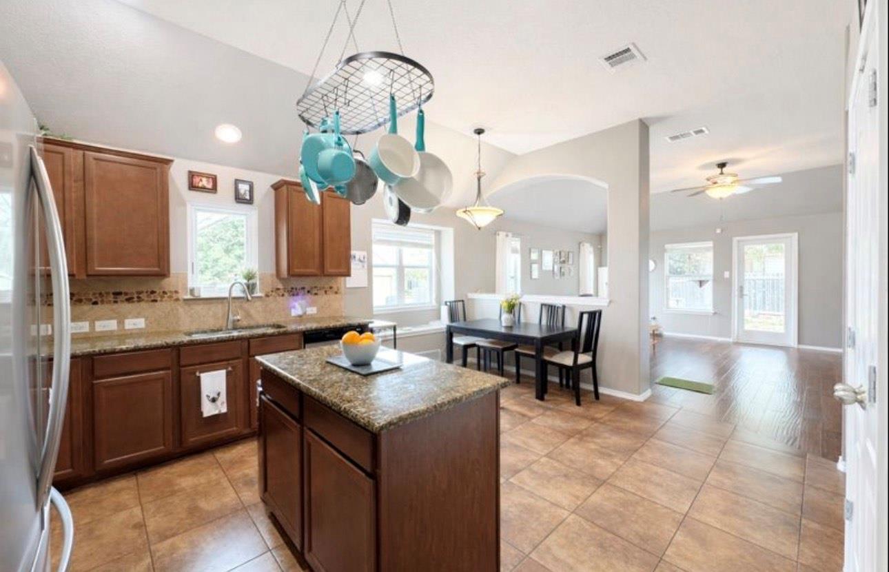 1052 Hot Spring Vly, Buda, TX 78610