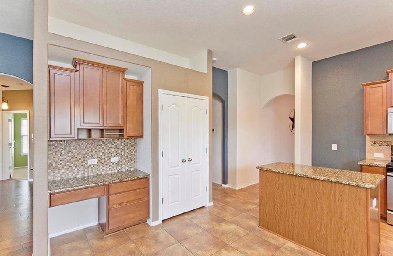 1052 Hot Spring Vly, Buda, TX 78610