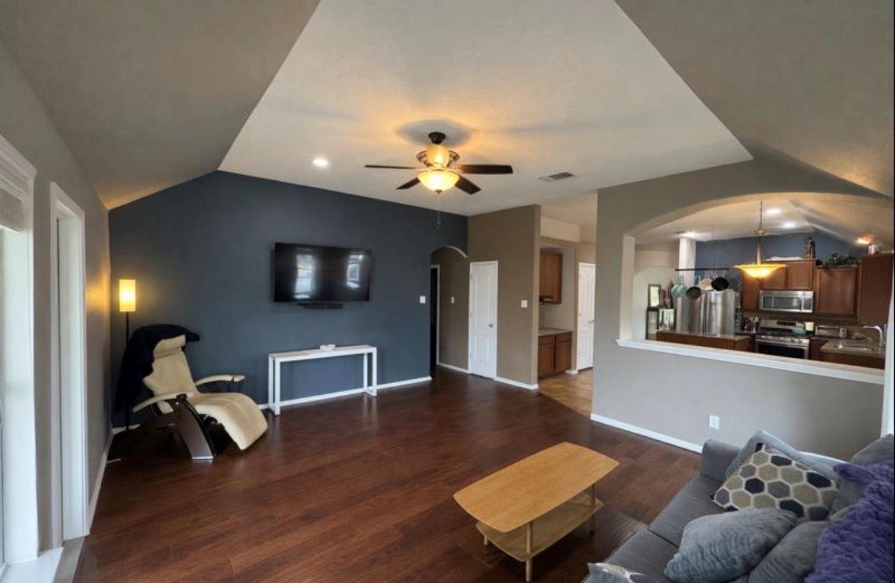 1052 Hot Spring Vly, Buda, TX 78610