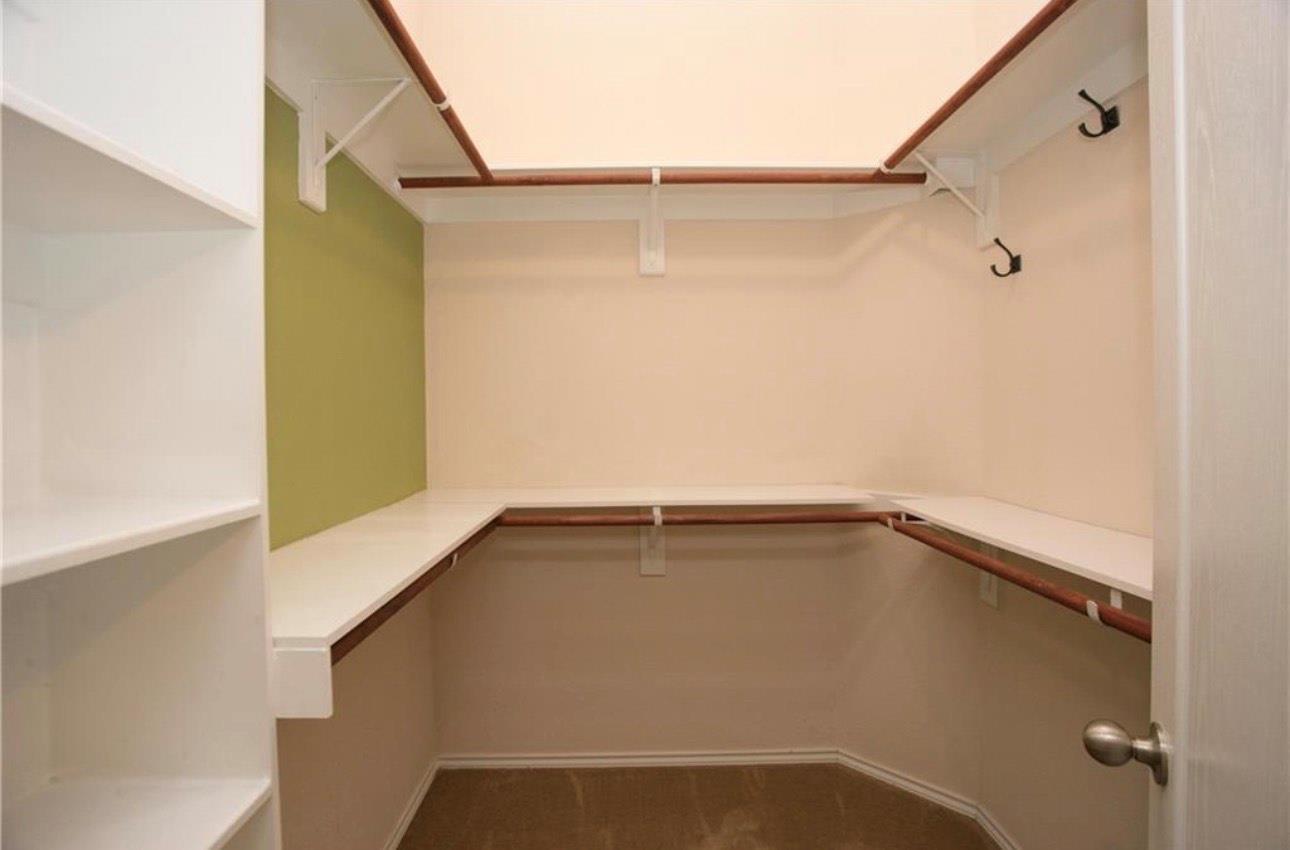 1052 Hot Spring Vly, Buda, TX 78610