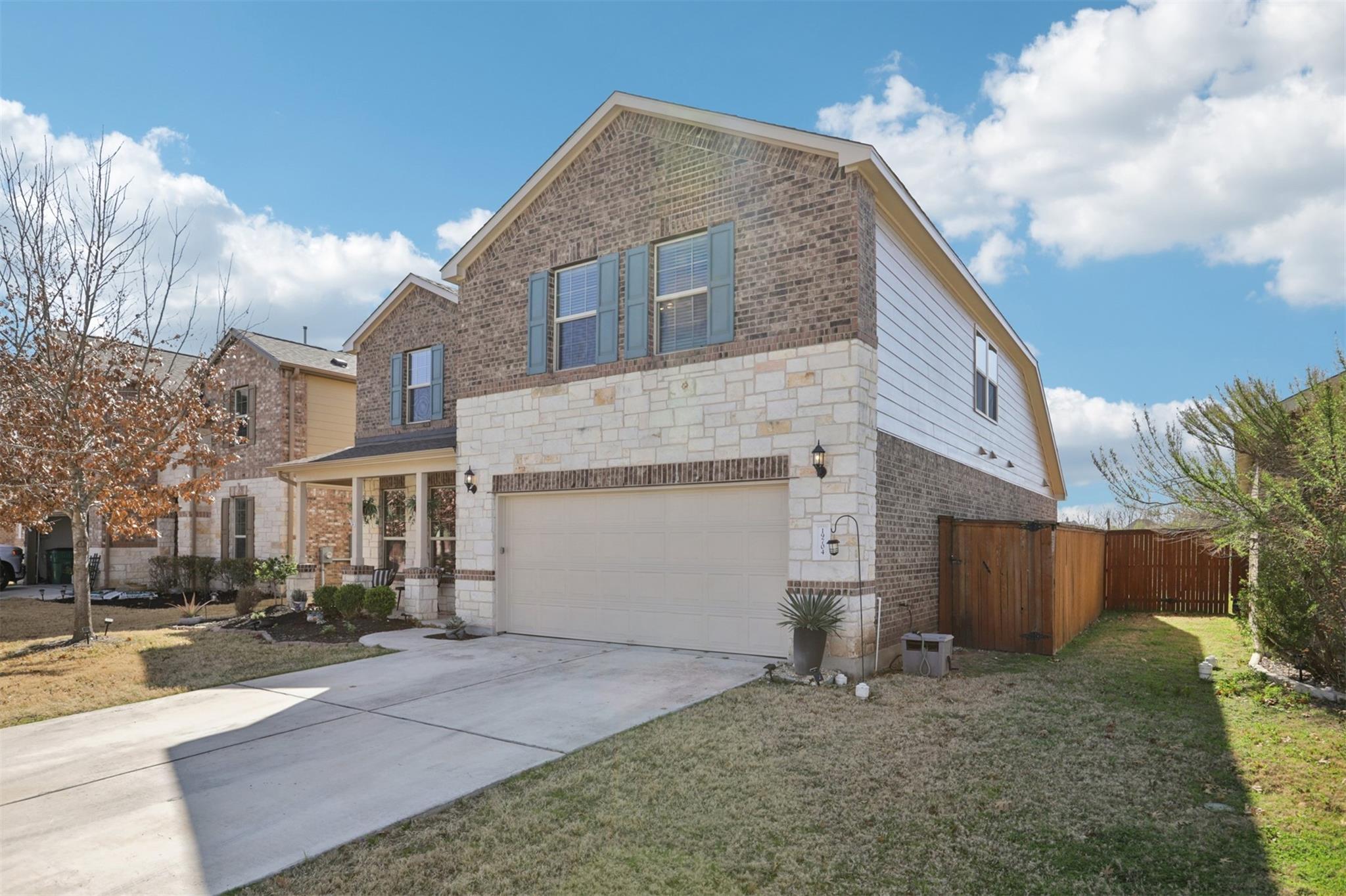 19704 Dunstan Beacon Ln, Pflugerville, TX 78660