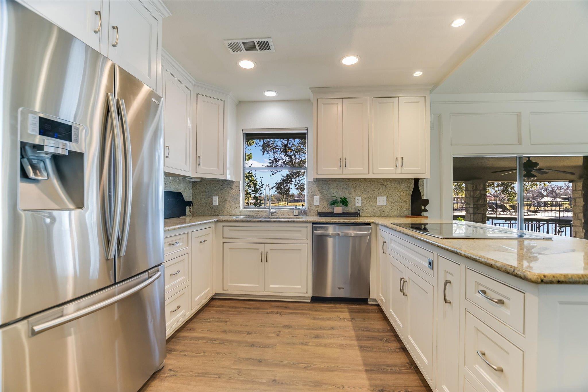 1880 Purple Sage Ln, Kingsland, TX 78639