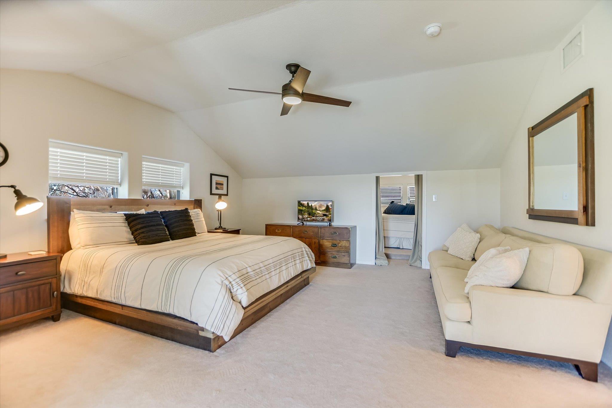 1880 Purple Sage Ln, Kingsland, TX 78639