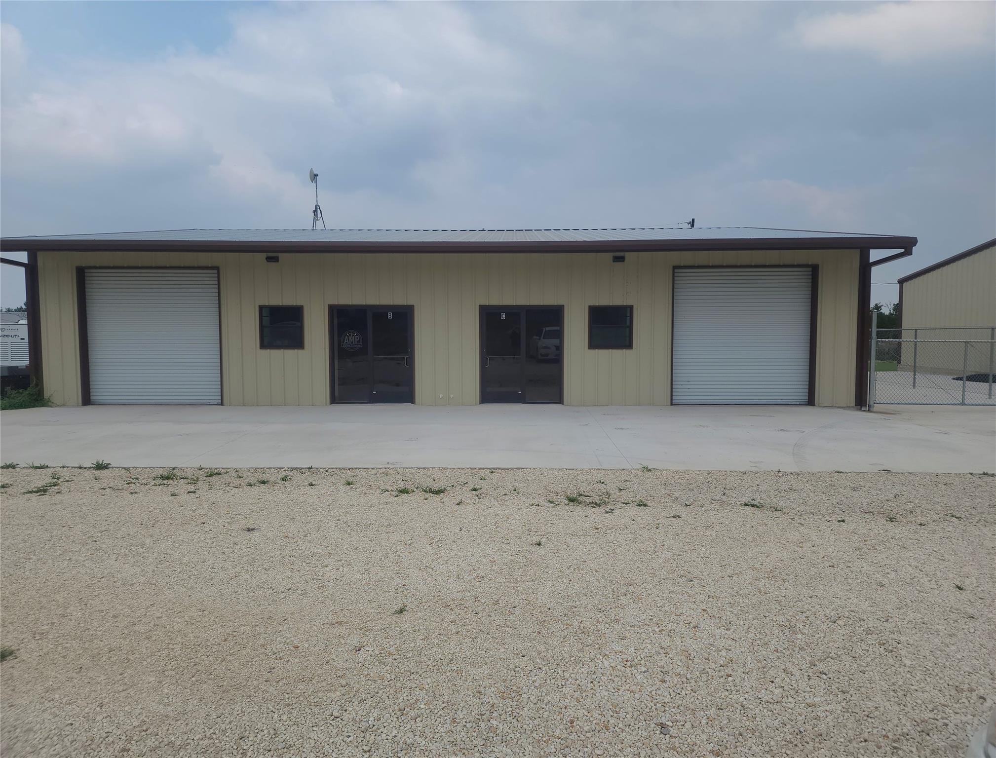 2500 County Road 279 Rd # B, Leander, TX 78641