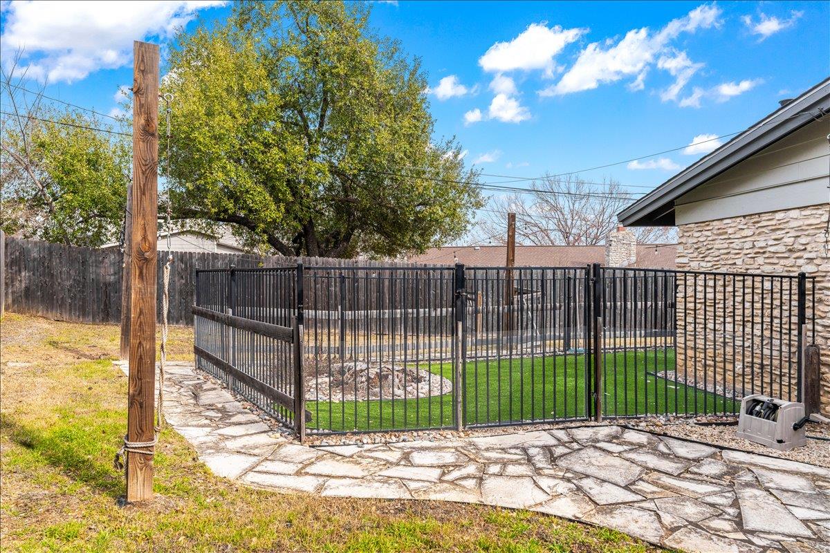 3102 Berrylawn Cir, Austin, TX 78723