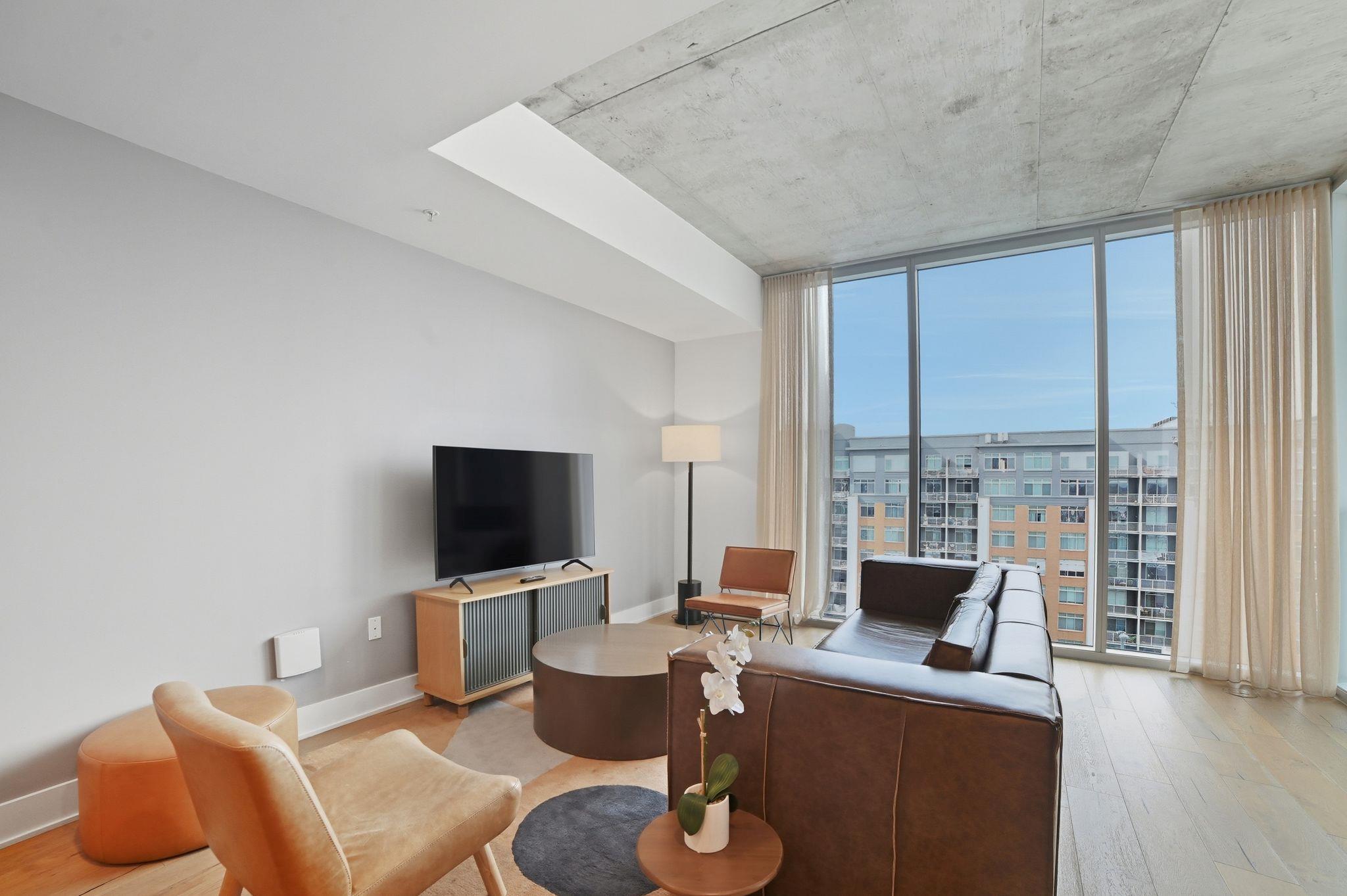 48 East Ave # 1301, Austin, TX 78701