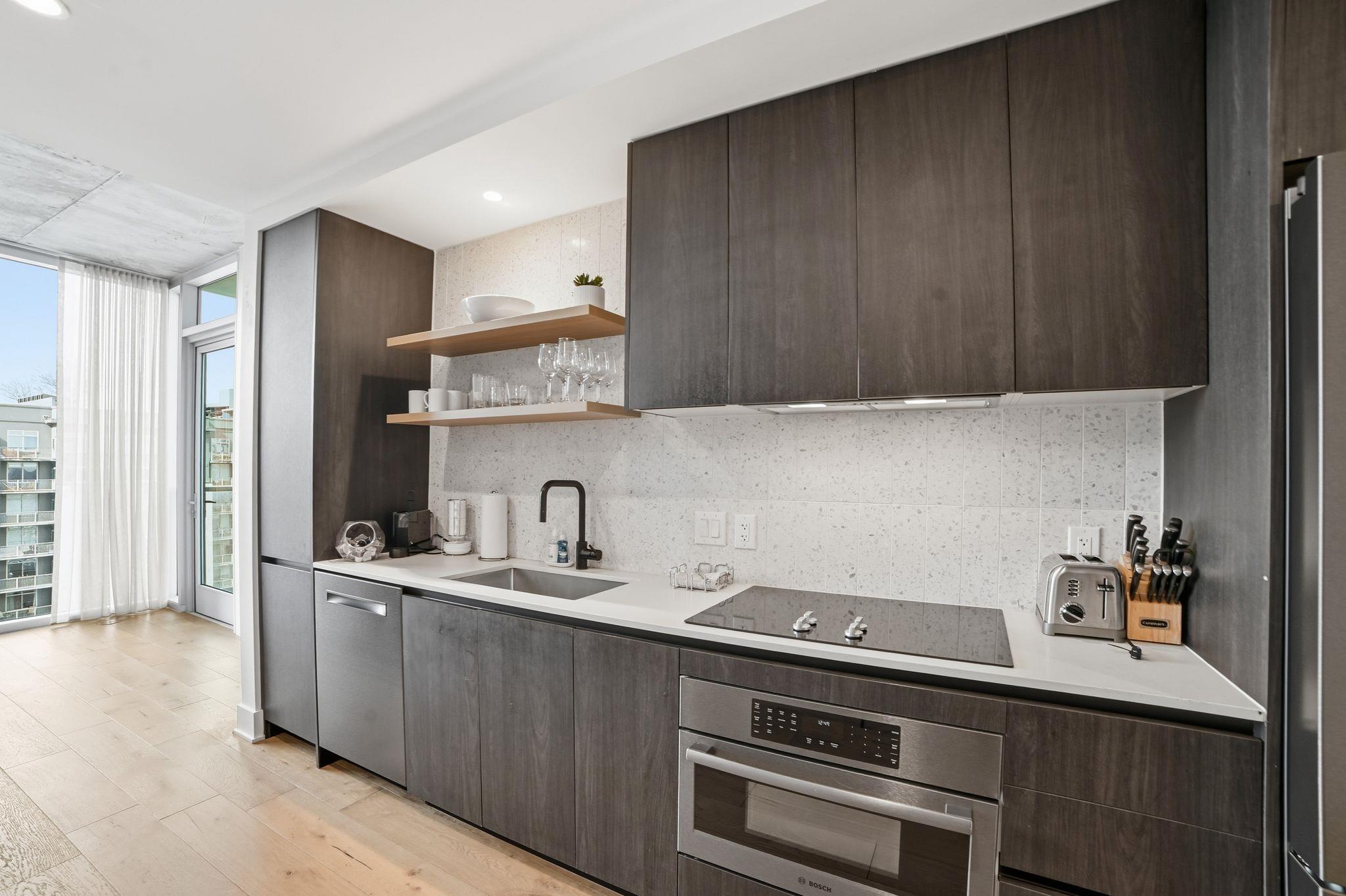 48 East Ave # 1301, Austin, TX 78701