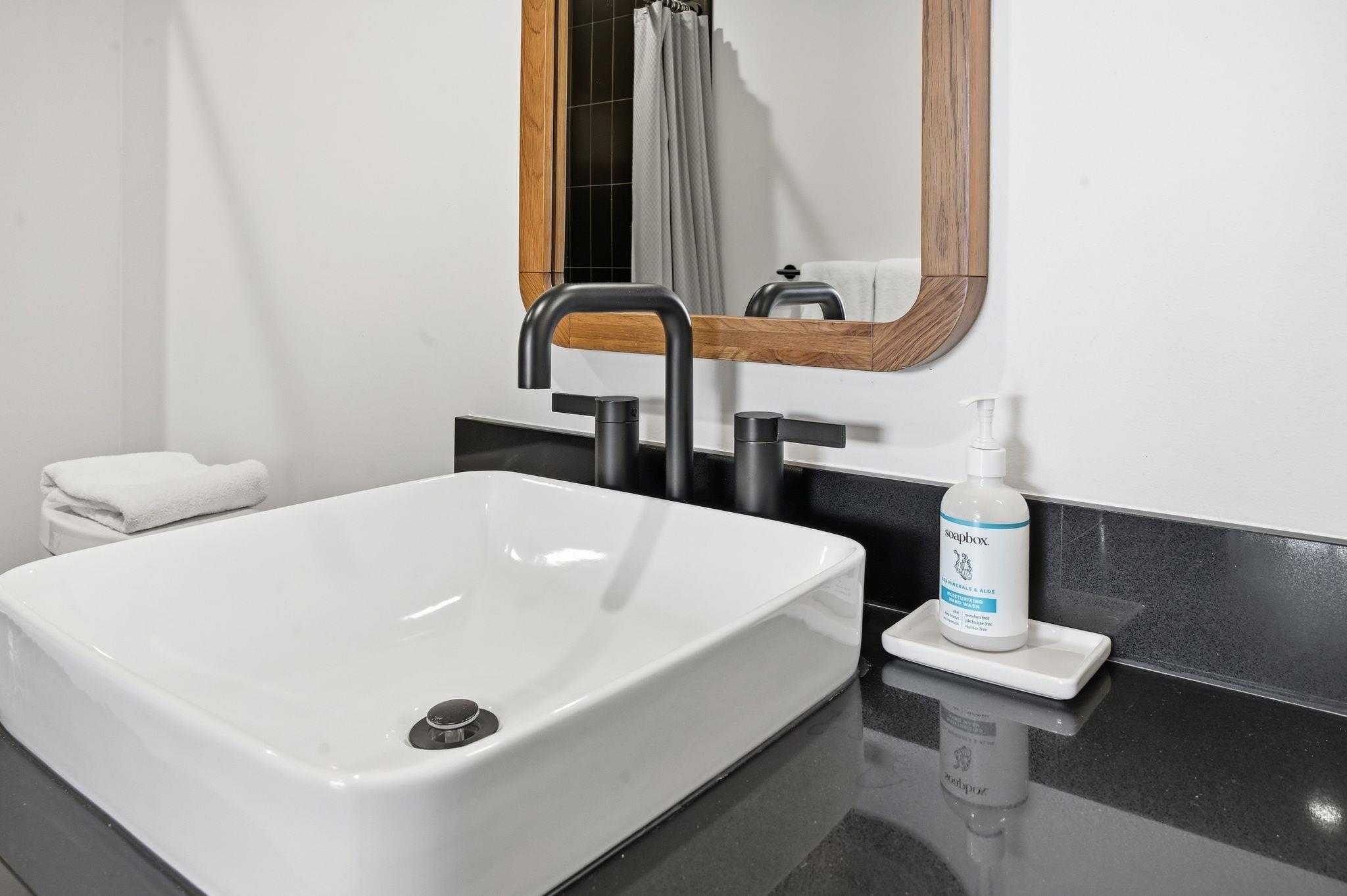 48 East Ave # 1301, Austin, TX 78701