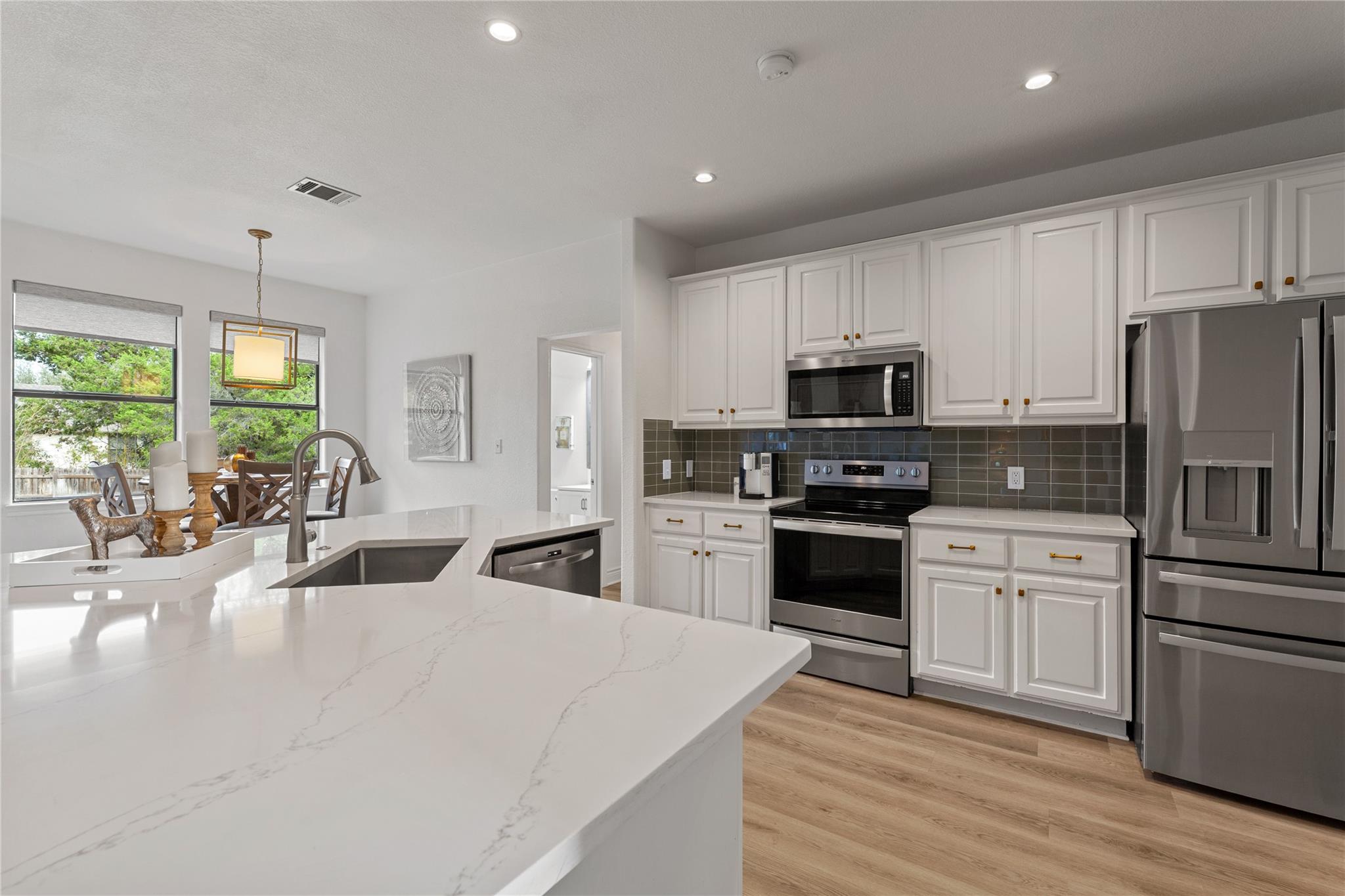 15200 Falcon Dr, Austin, TX 78734