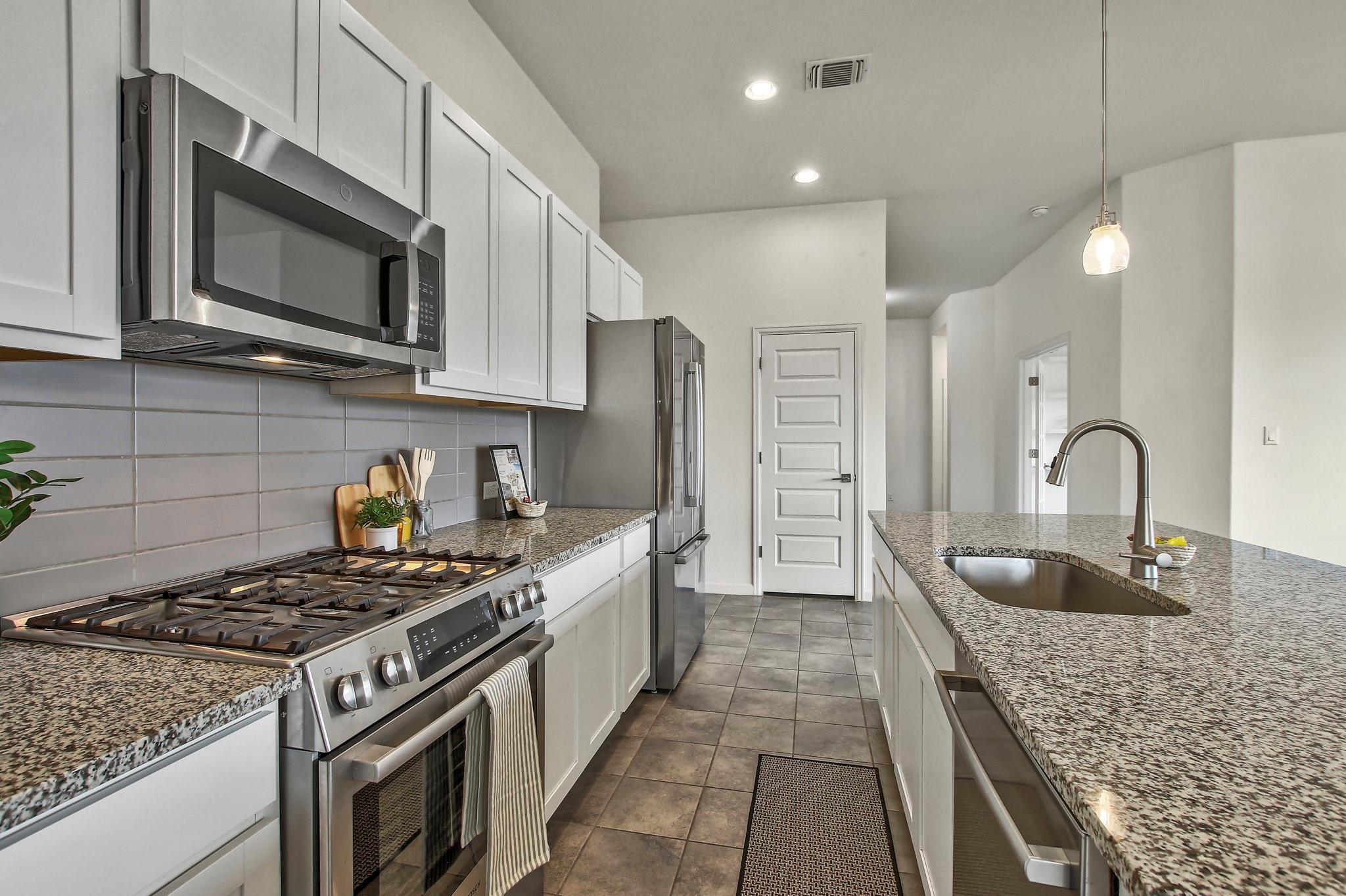 133 James Rose Ln, Bastrop, TX 78602