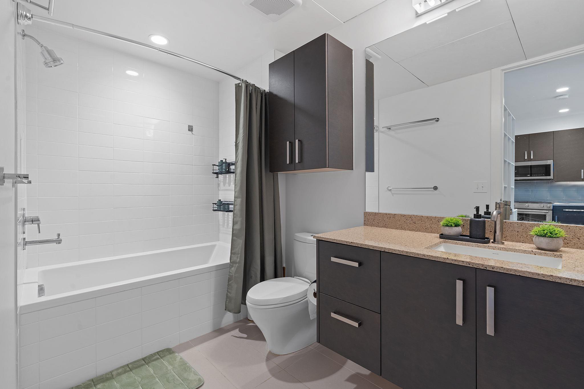 222 West Ave # 2911, Austin, TX 78701