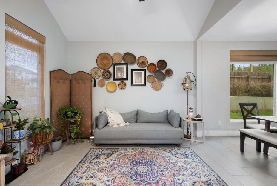 177 Kipahulu Dr, Bastrop, TX 78602