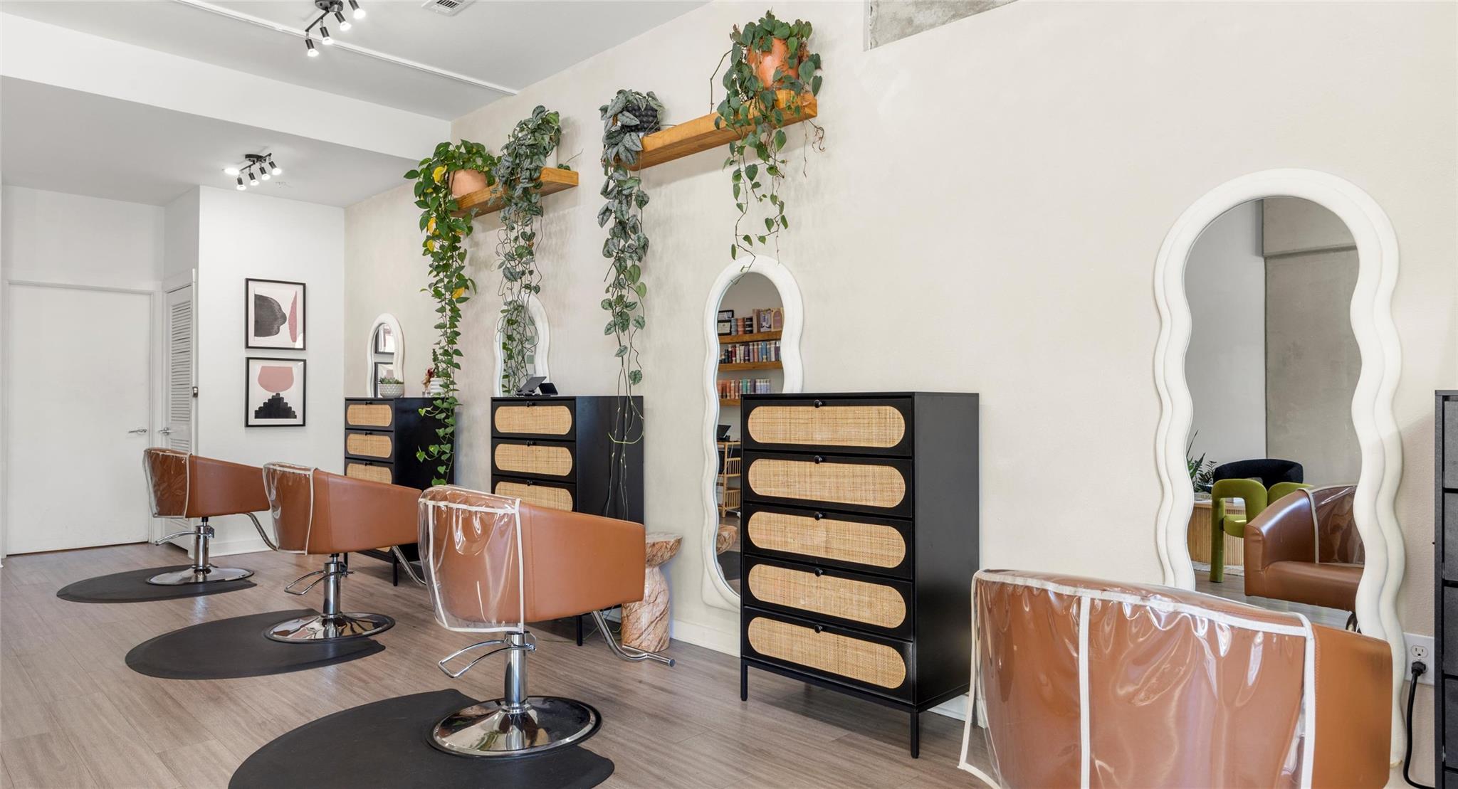 4361 S Congress Ave # 103, Austin, TX 78745