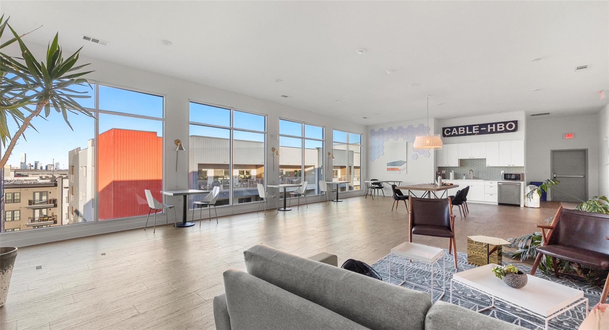 4361 S Congress Ave # 103, Austin, TX 78745