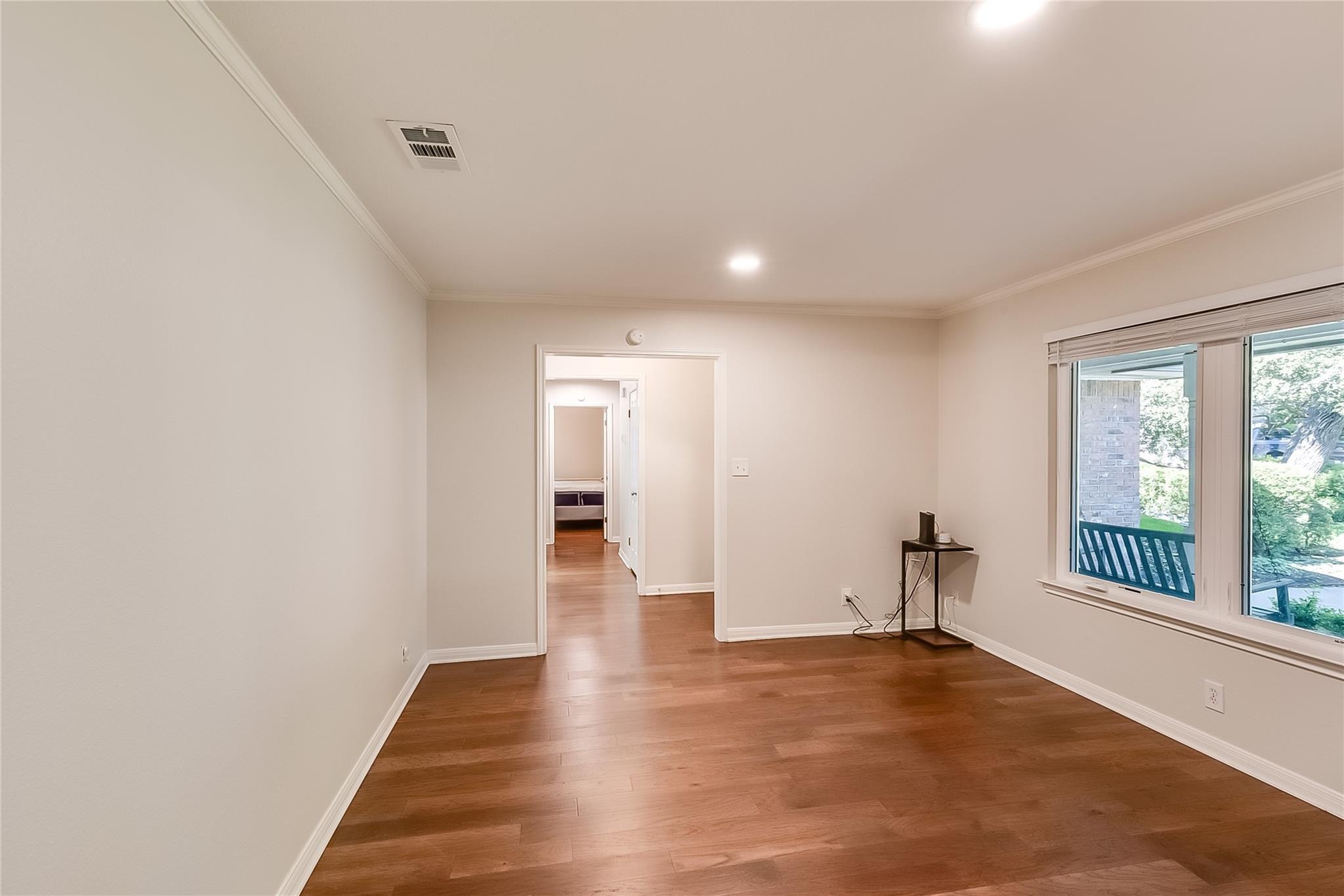 11209 Deadoak Ln, Austin, TX 78759