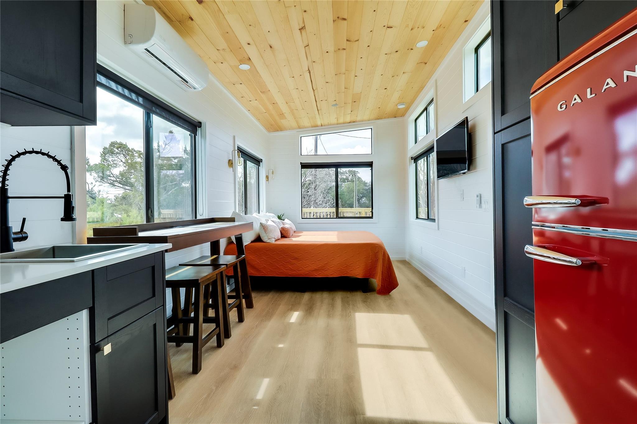 1100 Norwood Rd A/B Rd, Dripping Springs, TX 78620