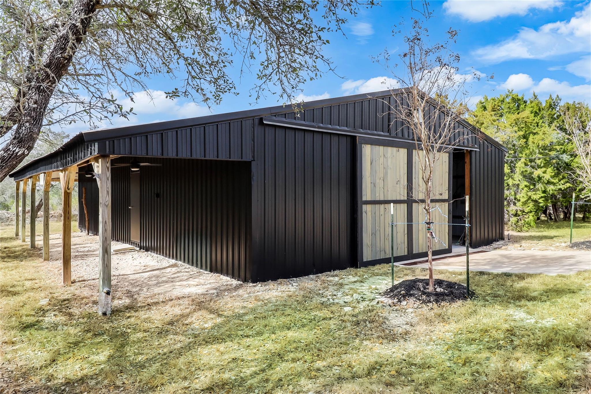 1100 Norwood Rd A/B Rd, Dripping Springs, TX 78620