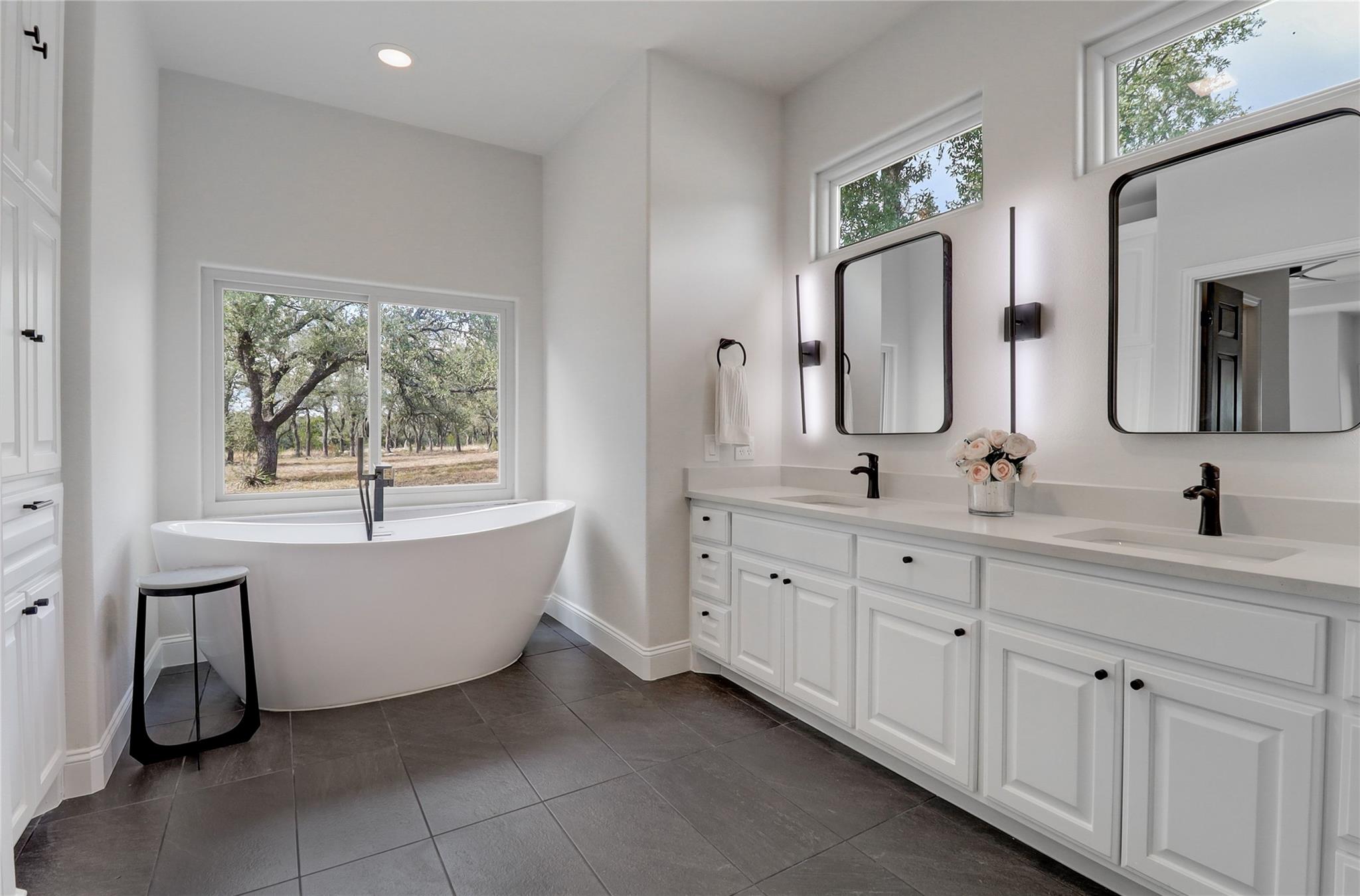 1100 Norwood Rd A/B Rd, Dripping Springs, TX 78620