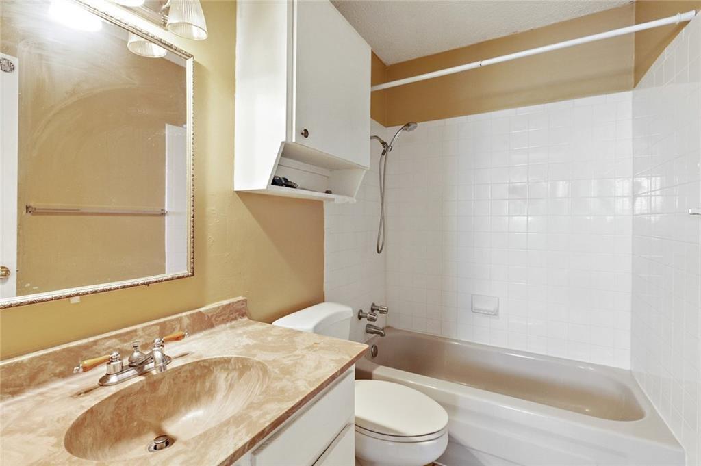 3000 Guadalupe St # 309, Austin, TX 78705