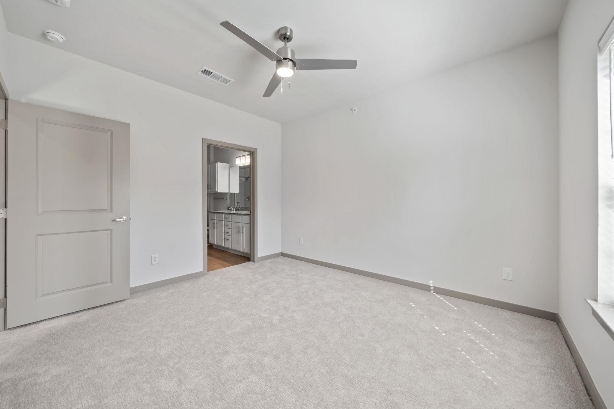 691 Union Chapel Rd # S1, Cedar Creek, TX 78612