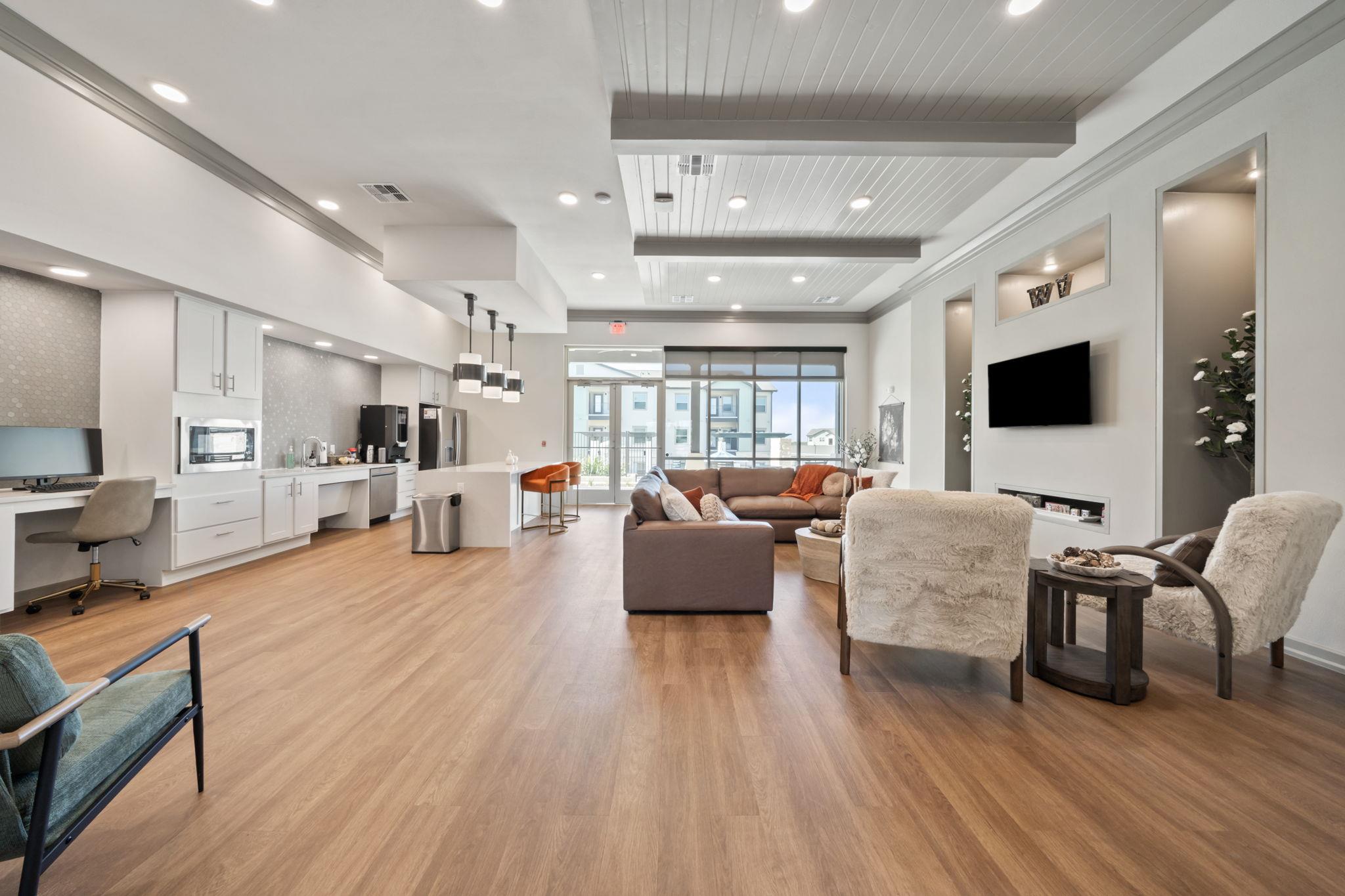 691 Union Chapel Rd # S1, Cedar Creek, TX 78612