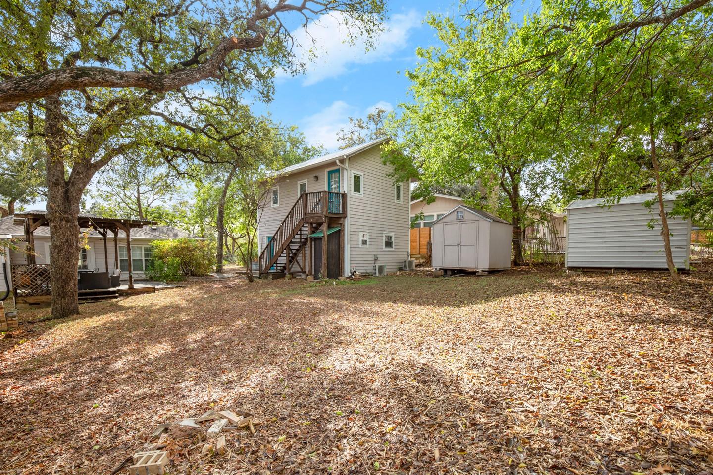 1406 Summit St, Austin, TX 78741