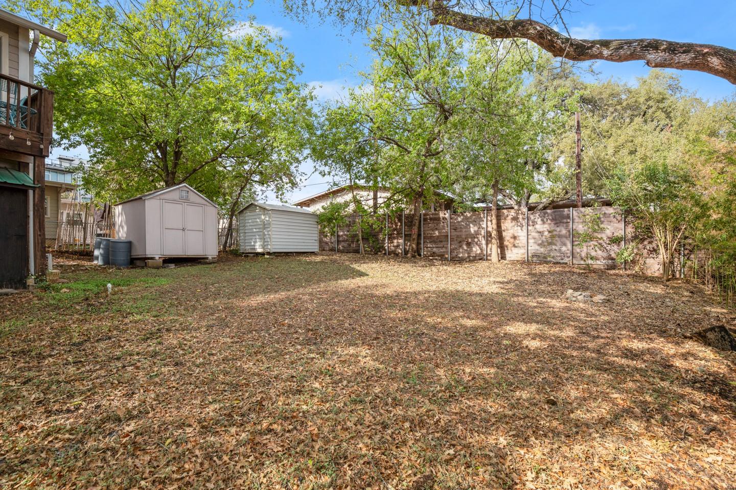 1406 Summit St, Austin, TX 78741