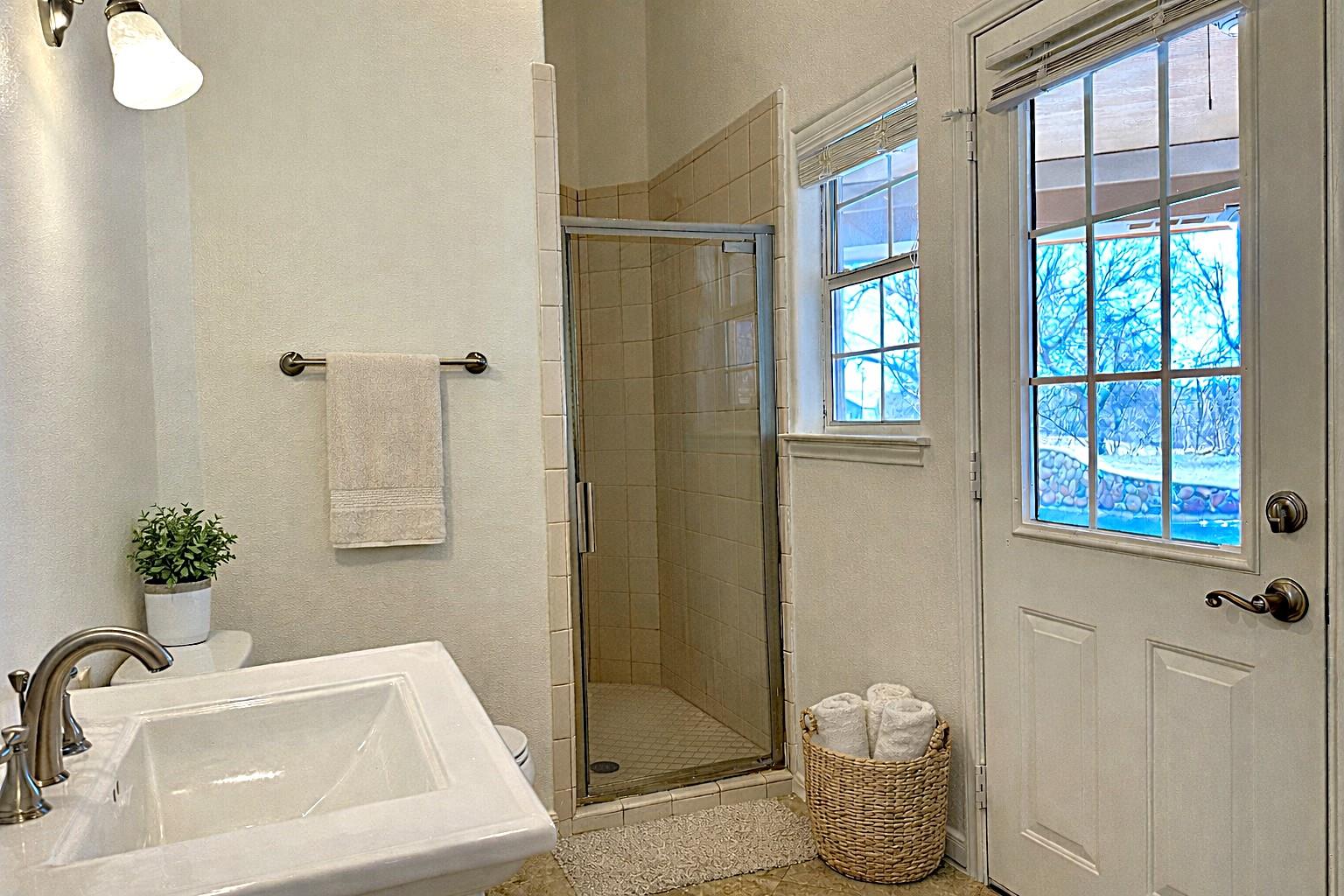 159 Moku Manu Dr, Bastrop, TX 78602