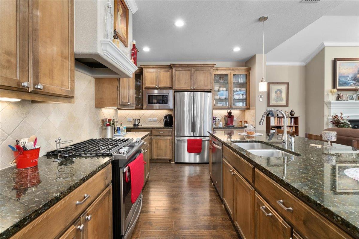 234 Via Valmonte Dr, Buda, TX 78610