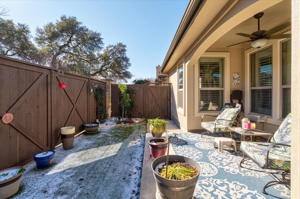 234 Via Valmonte Dr, Buda, TX 78610