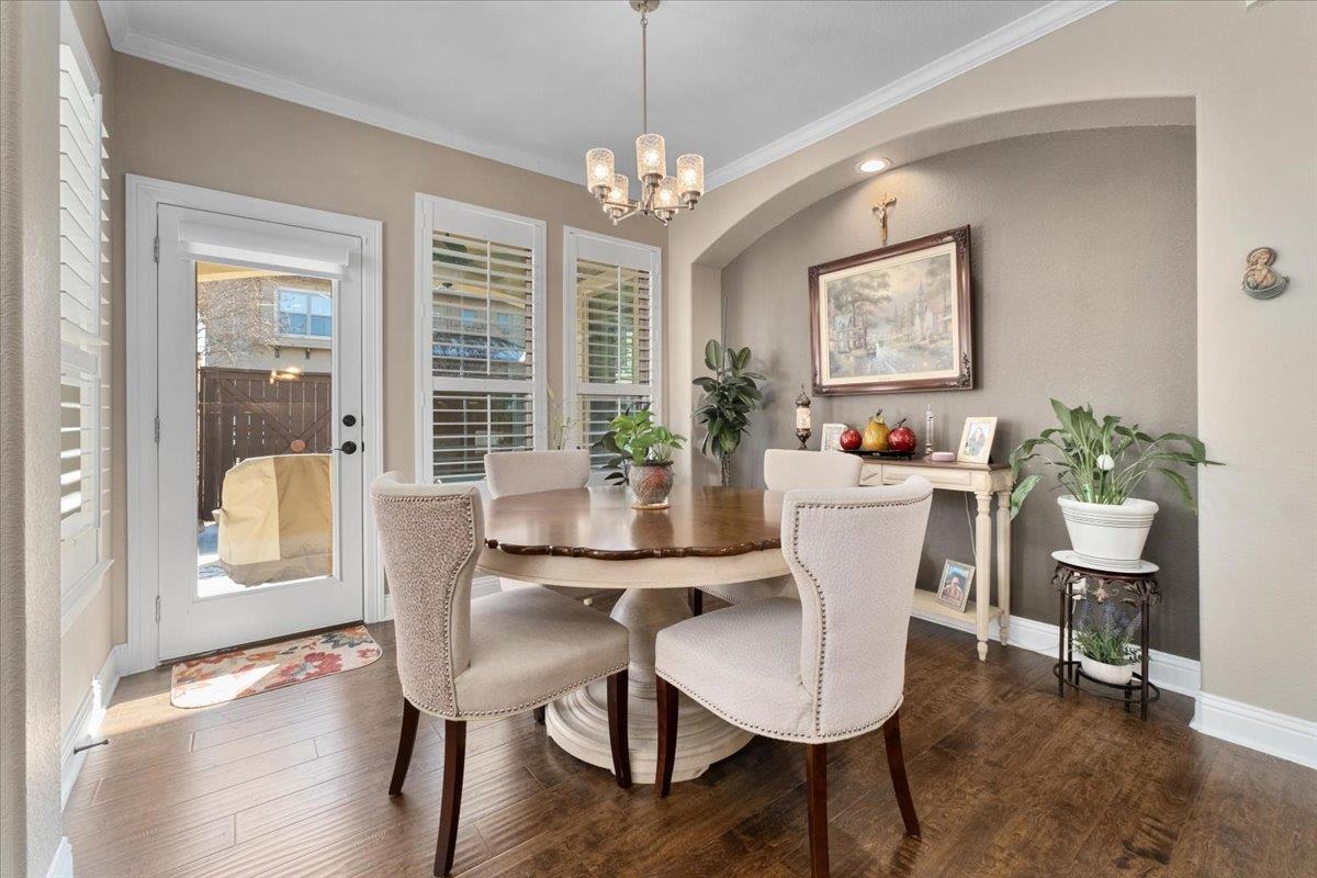 234 Via Valmonte Dr, Buda, TX 78610