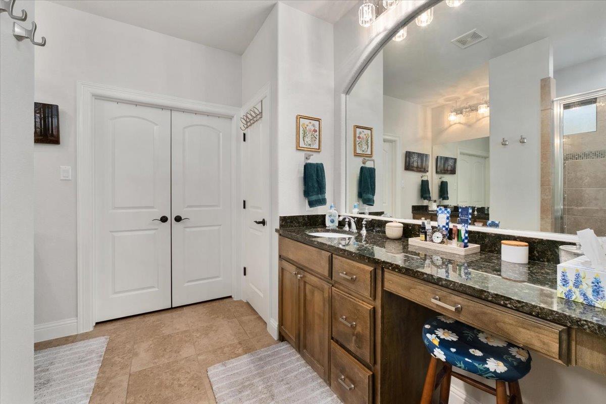 234 Via Valmonte Dr, Buda, TX 78610