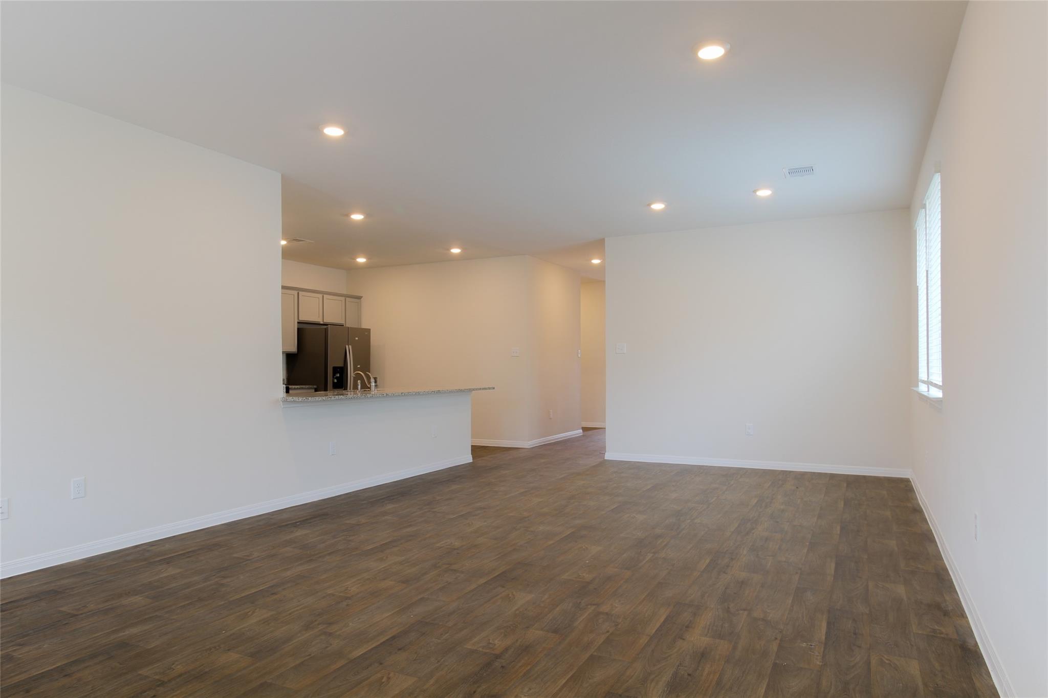 182 Eagle Mountain Trl, Kyle, TX 78640