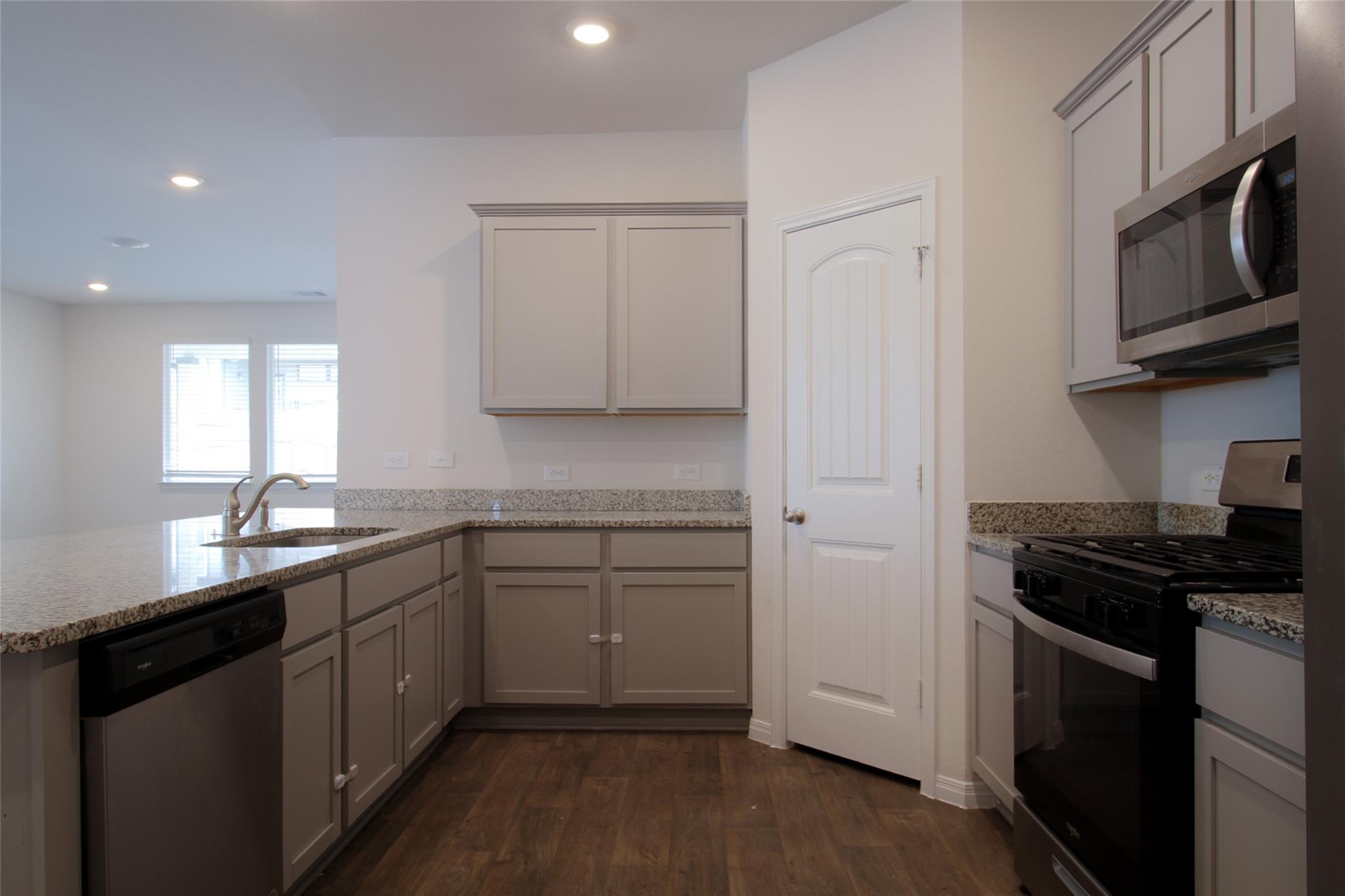 182 Eagle Mountain Trl, Kyle, TX 78640