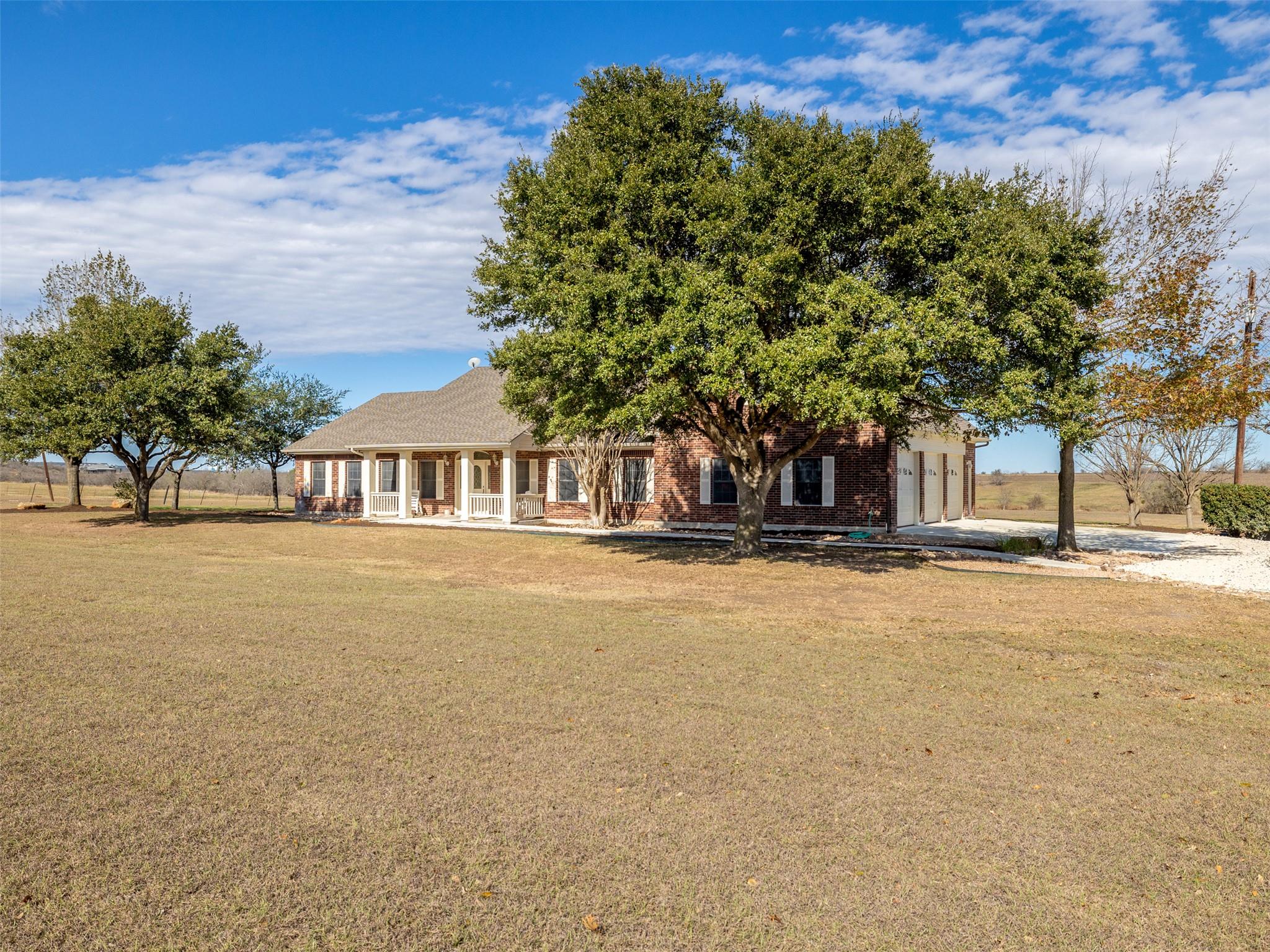 651 County Road 497, Taylor, TX 76574
