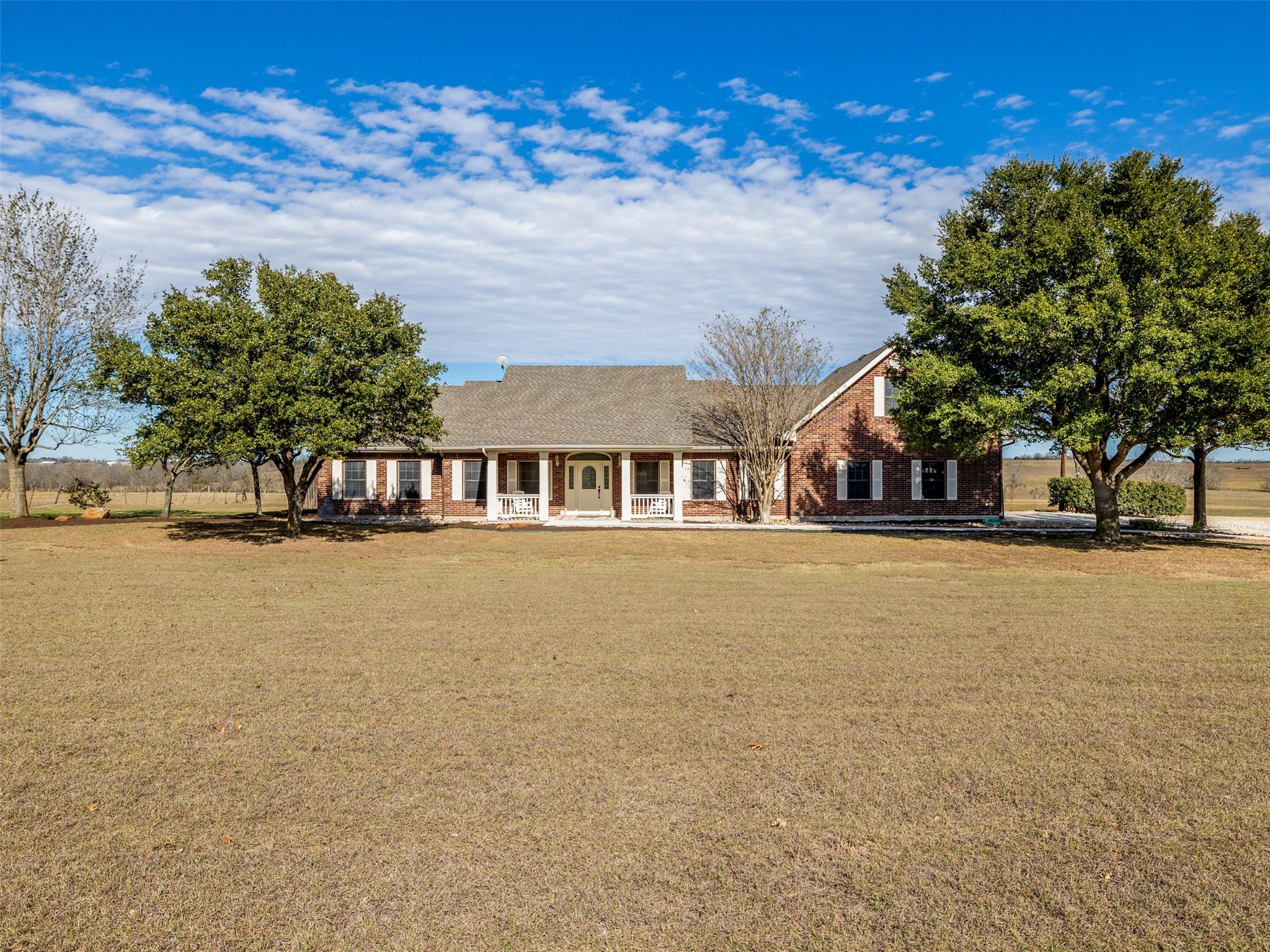 651 County Road 497, Taylor, TX 76574