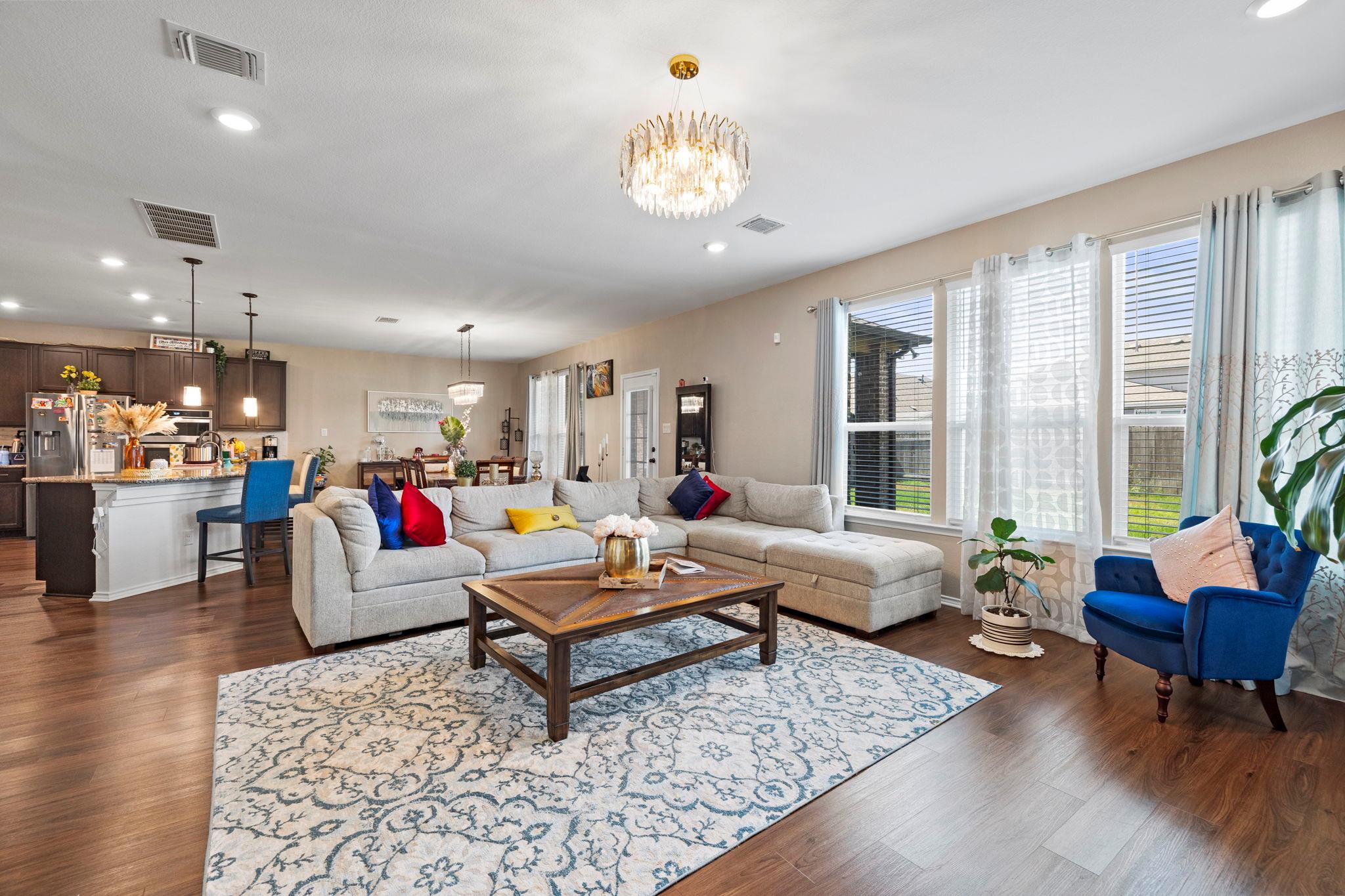 1601 Sonny Dr, Leander, TX 78641