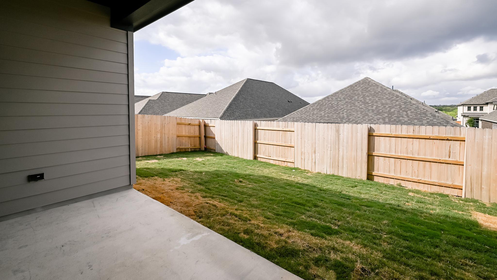 178 Blackborrow Dr, Kyle, TX 78640