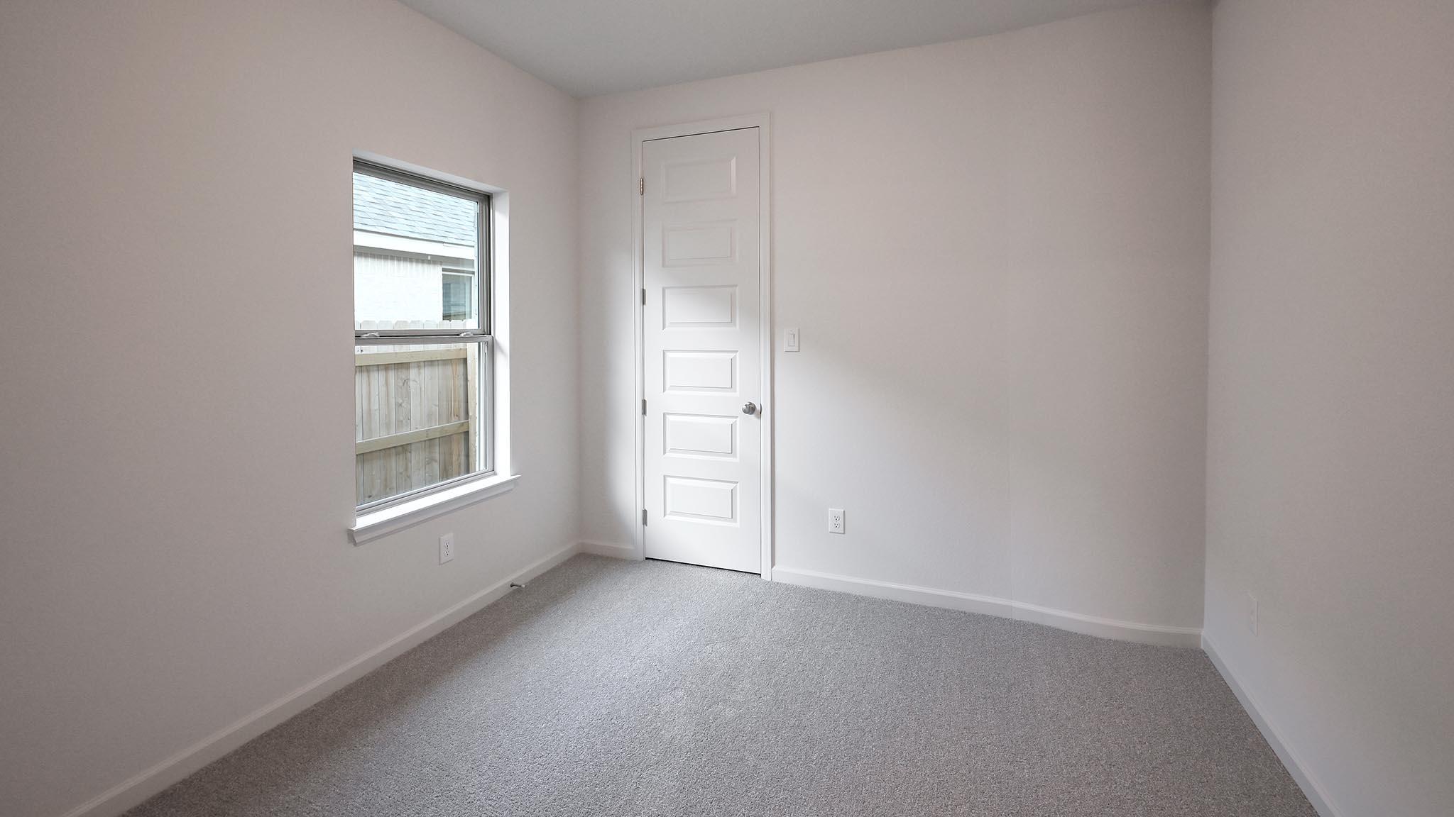 178 Blackborrow Dr, Kyle, TX 78640