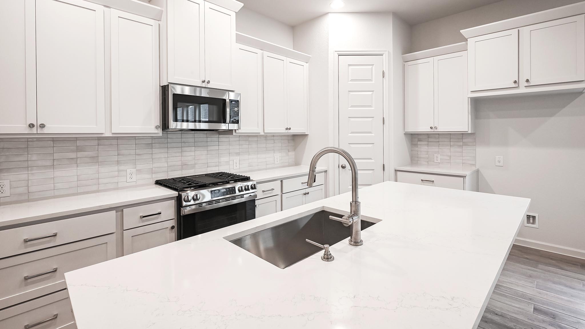 178 Blackborrow Dr, Kyle, TX 78640