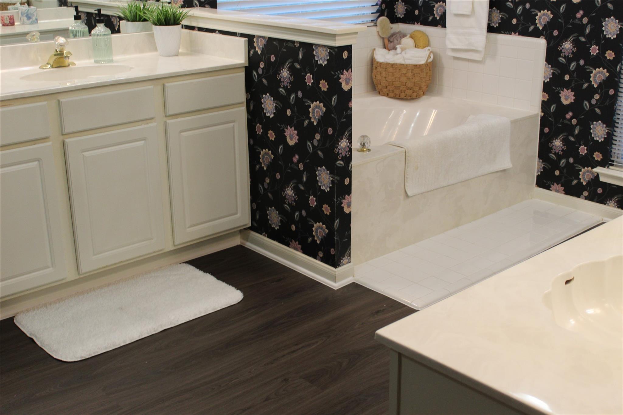 1706 Apache Trl, Round Rock, TX 78665