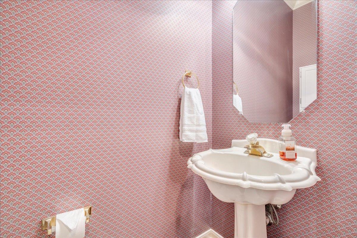 1706 Apache Trl, Round Rock, TX 78665